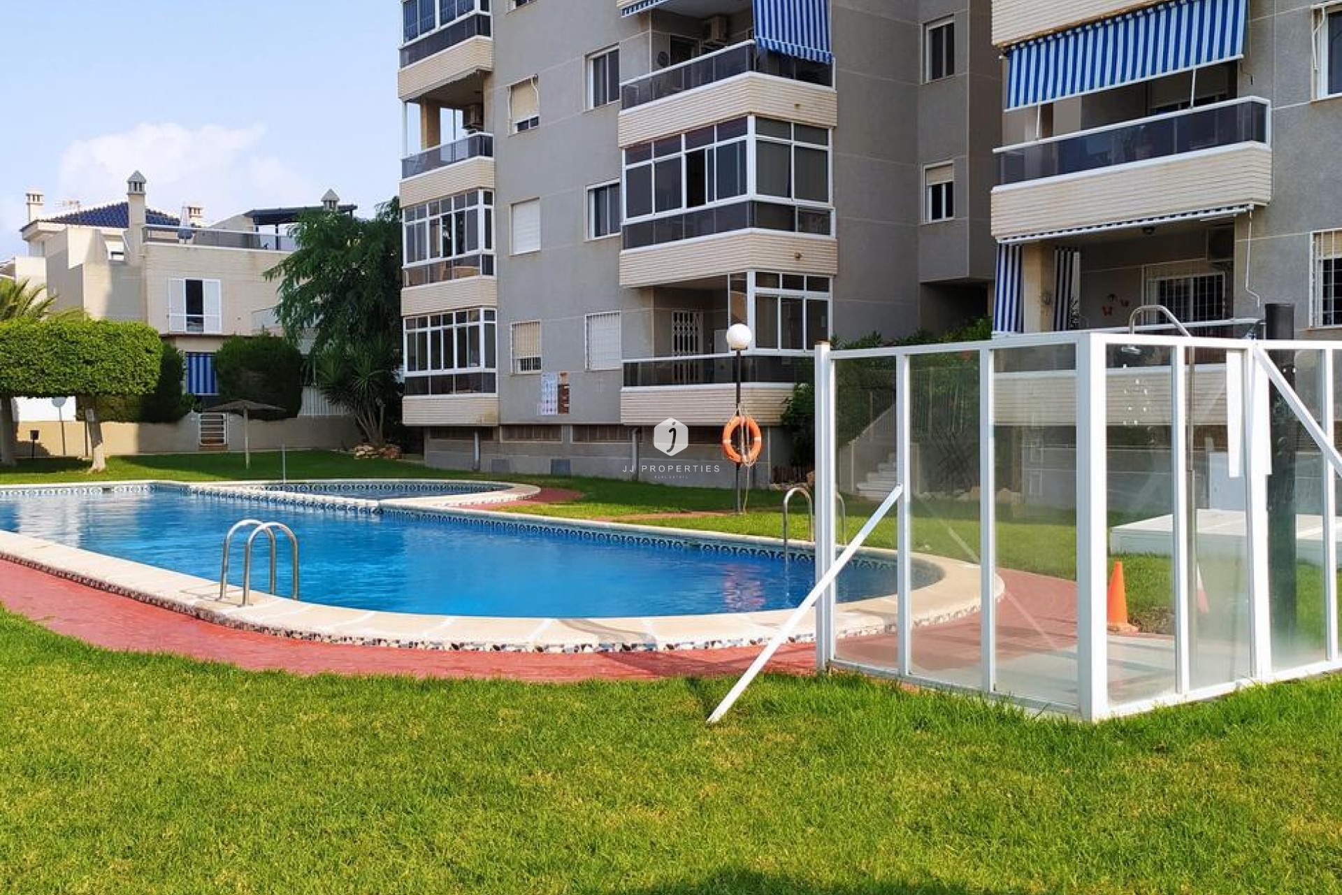 Resale - Apartment / flat -
Torrevieja - Torreblanca