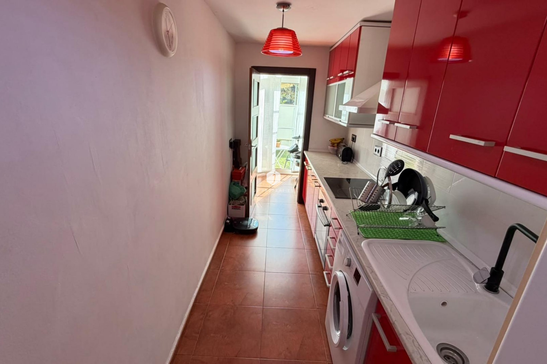 Resale - Apartment / flat -
Torrevieja - Torreblanca