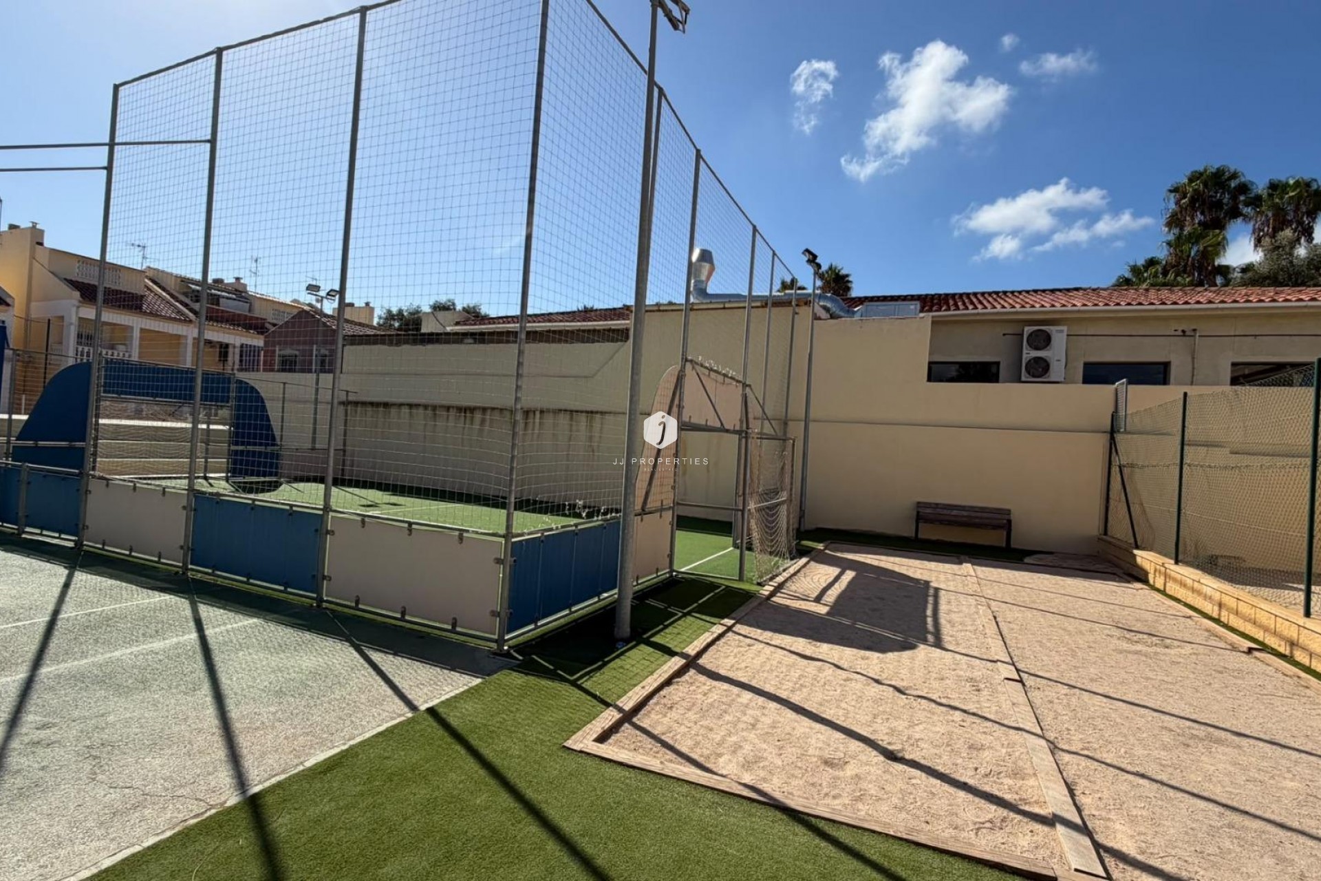 Resale - Apartment / flat -
Torrevieja - Torreblanca