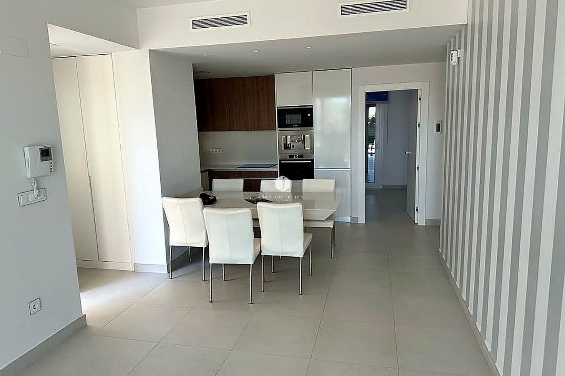 Resale - Apartment / flat -
Torrevieja - Torreta Florida