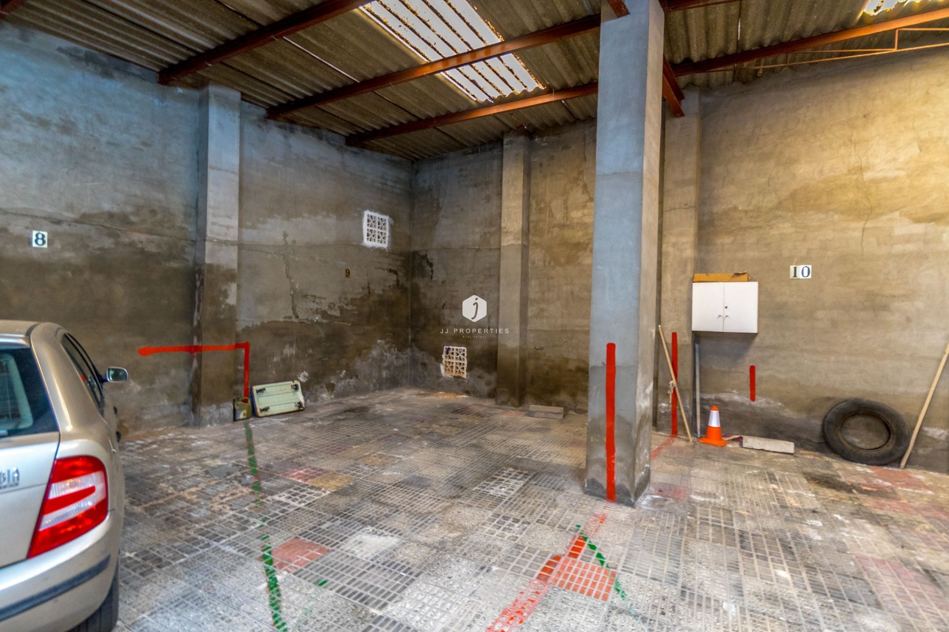 Resale - Apartment / flat -
Torrevieja - Torrevieja Centro