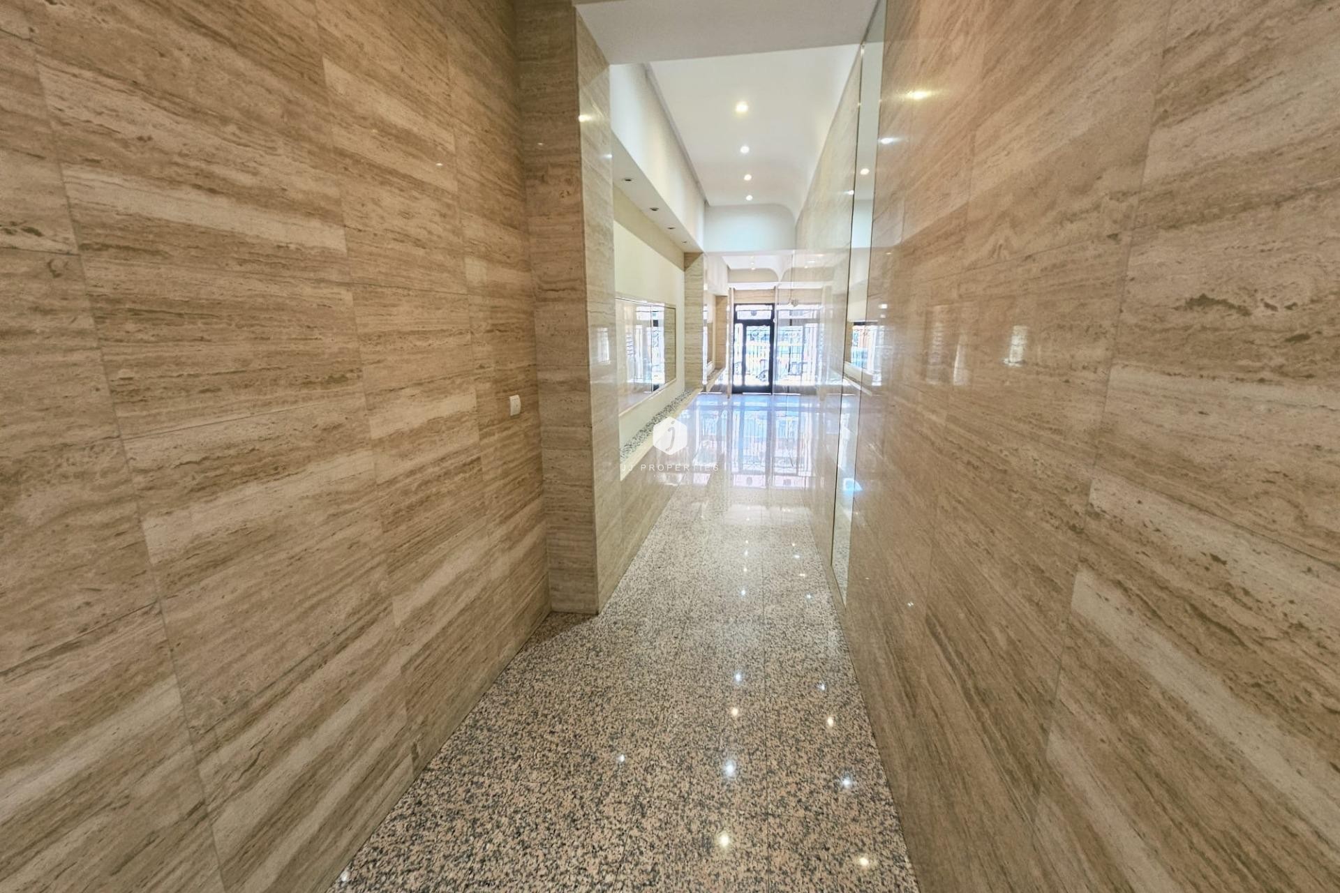 Resale - Apartment / flat -
Torrevieja