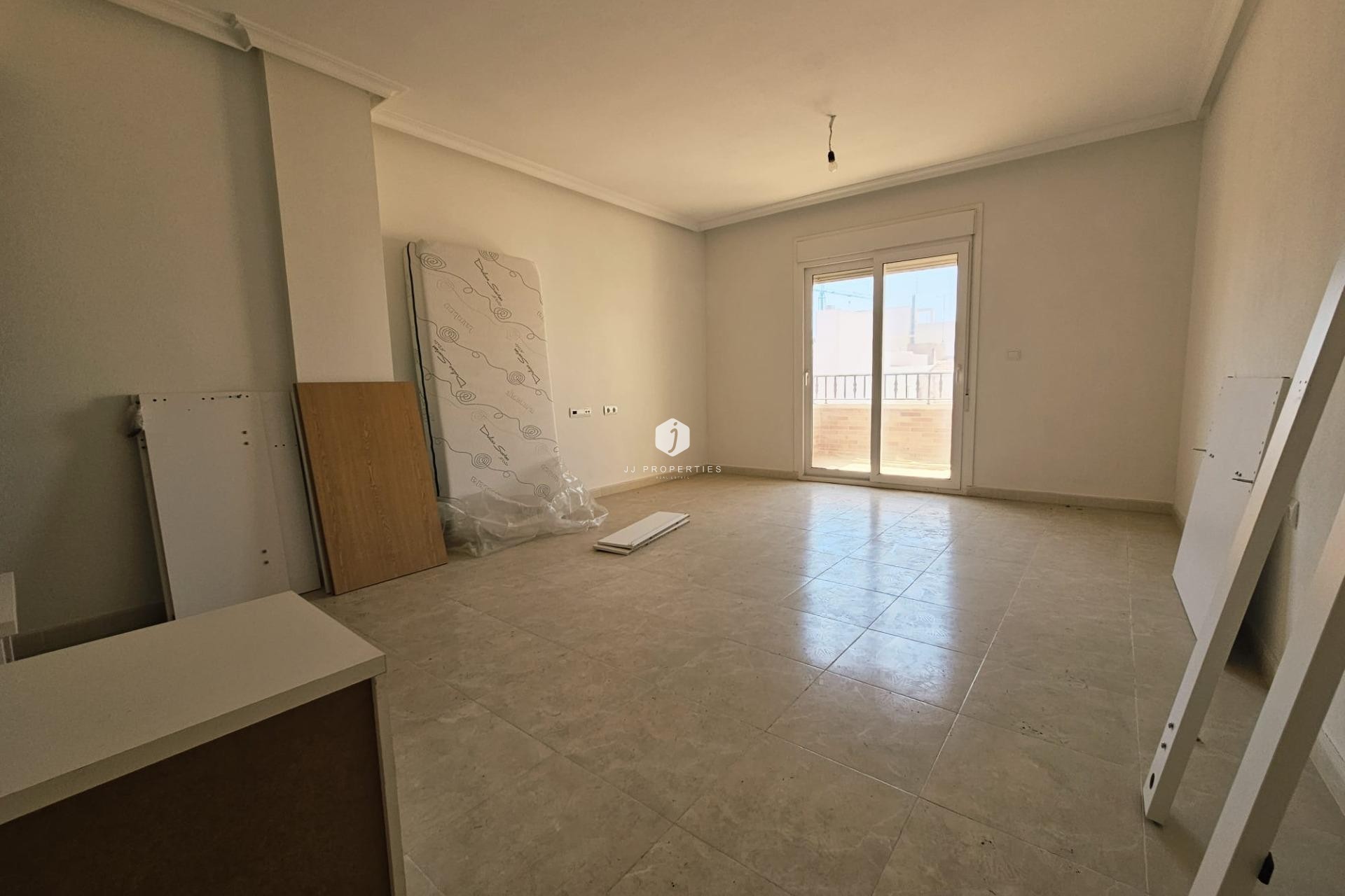 Resale - Apartment / flat -
Torrevieja