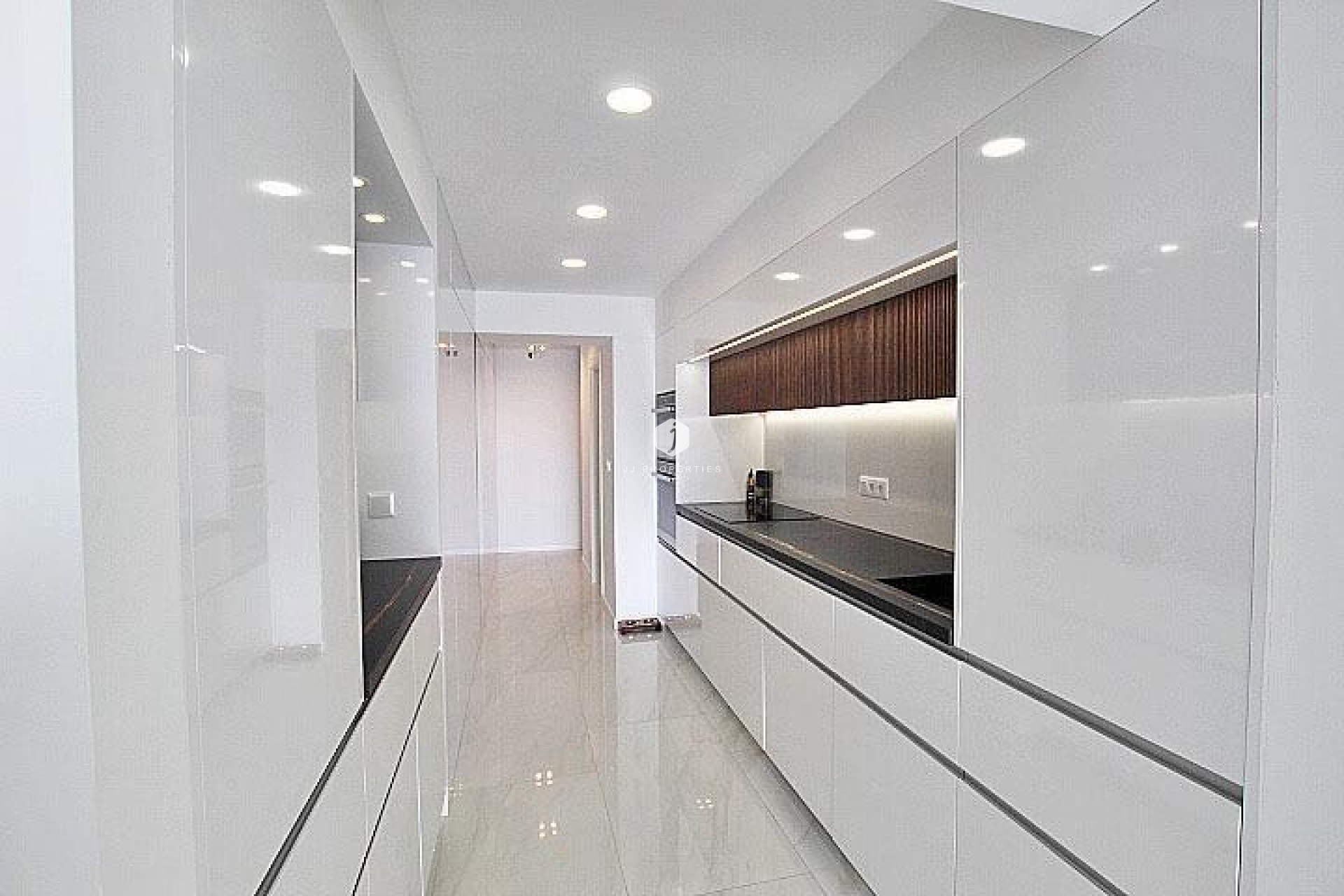 Resale - Apartment / flat -
Torrevieja