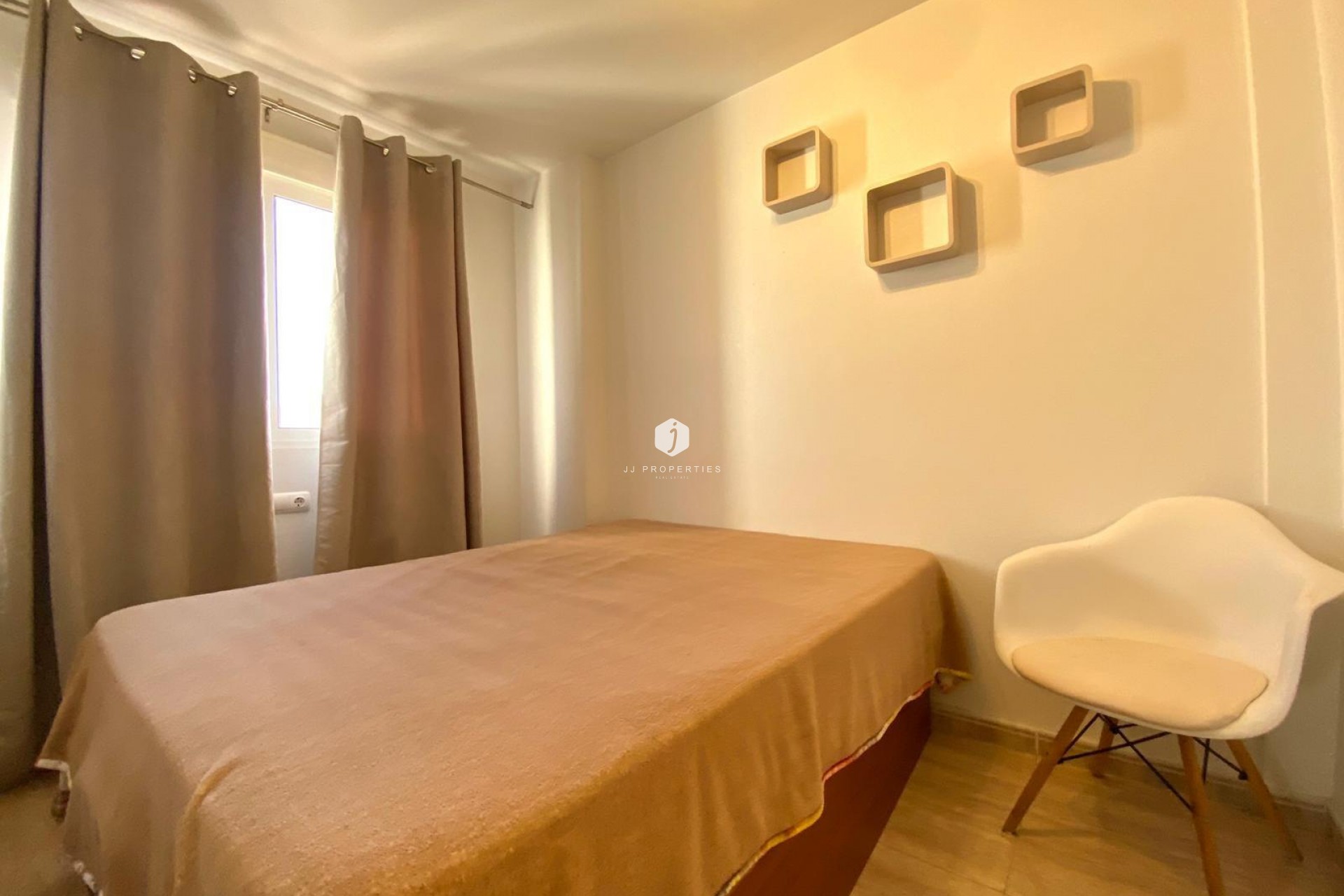 Resale - Apartment / flat -
Torrevieja