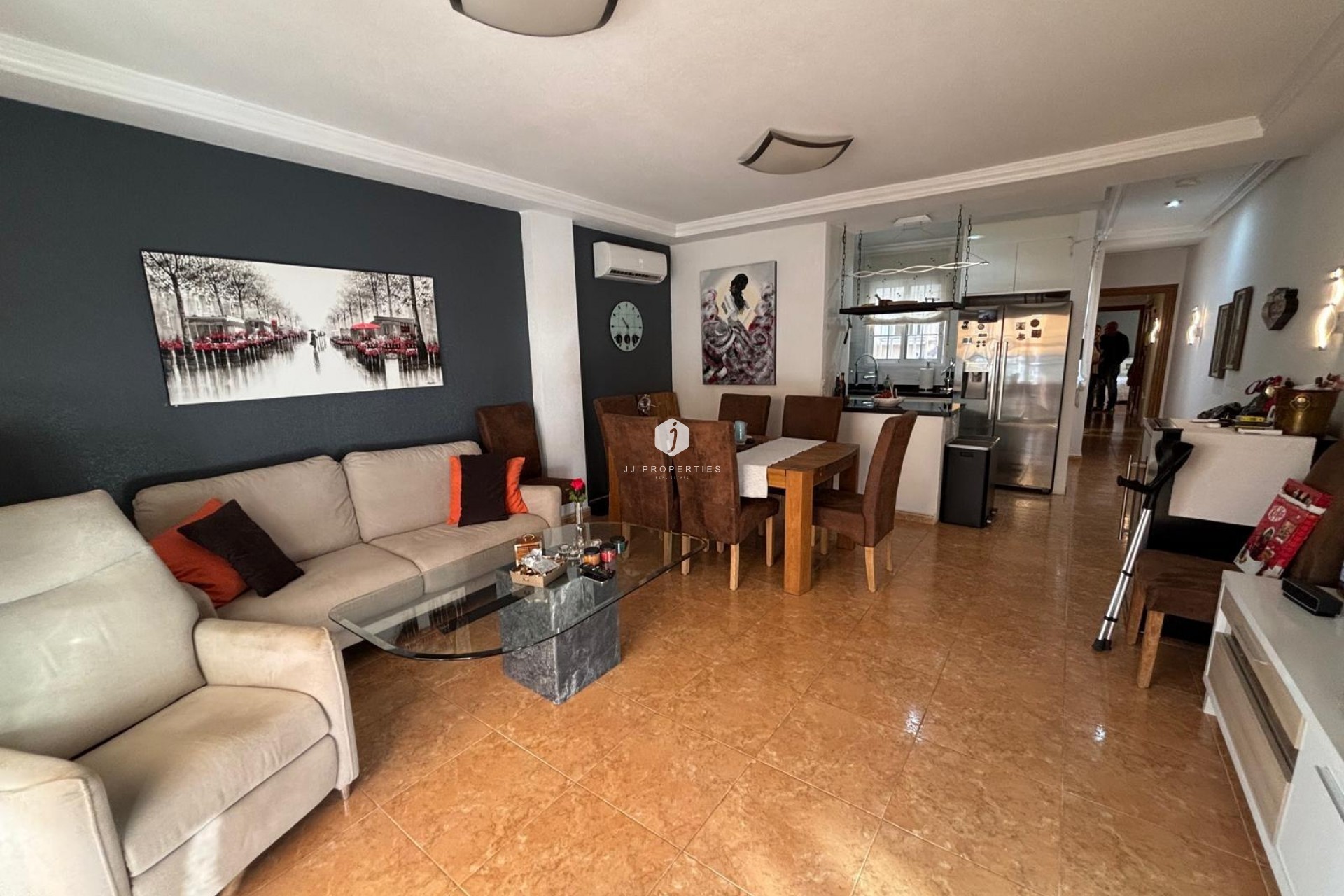 Resale - Apartment / flat -
Torrevieja