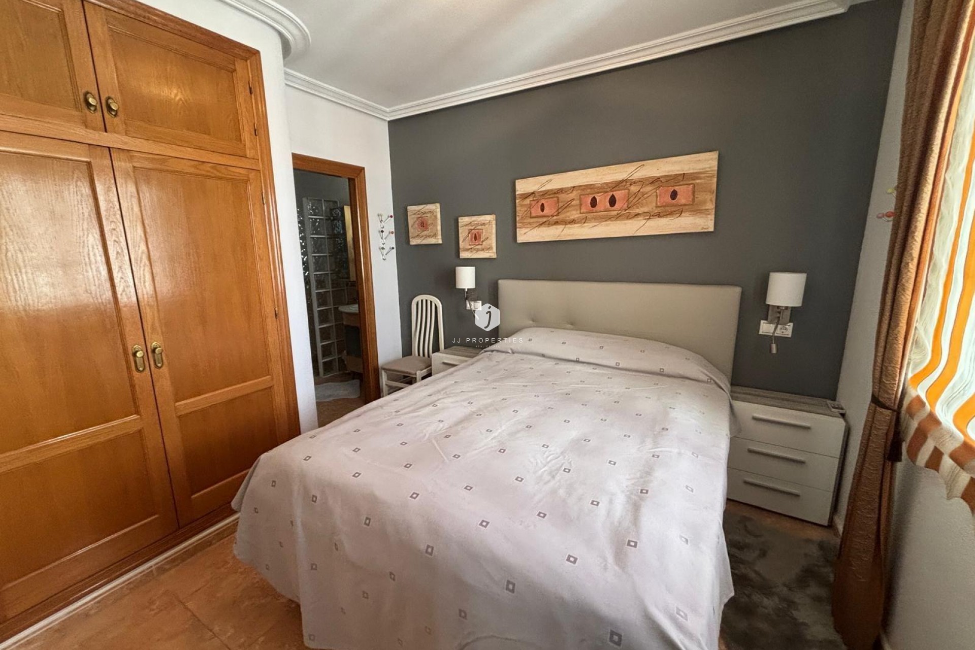 Resale - Apartment / flat -
Torrevieja