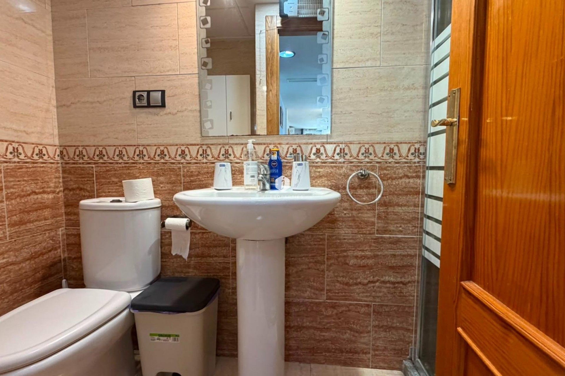 Resale - Apartment / flat -
Torrevieja