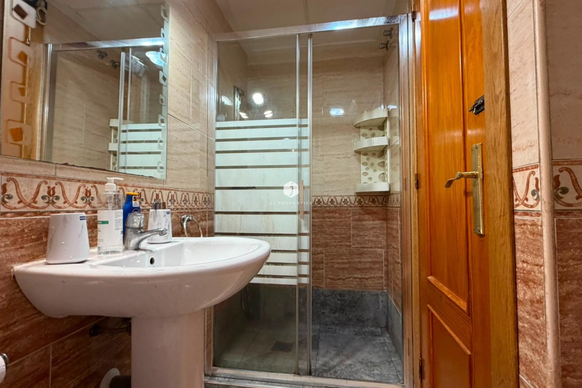 Resale - Apartment / flat -
Torrevieja