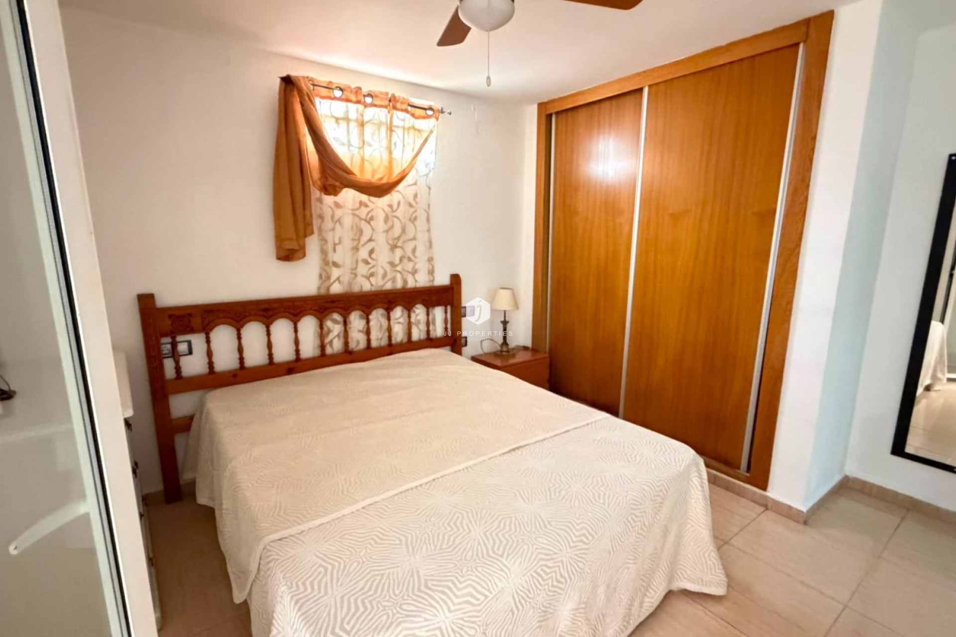Resale - Apartment / flat -
Torrevieja