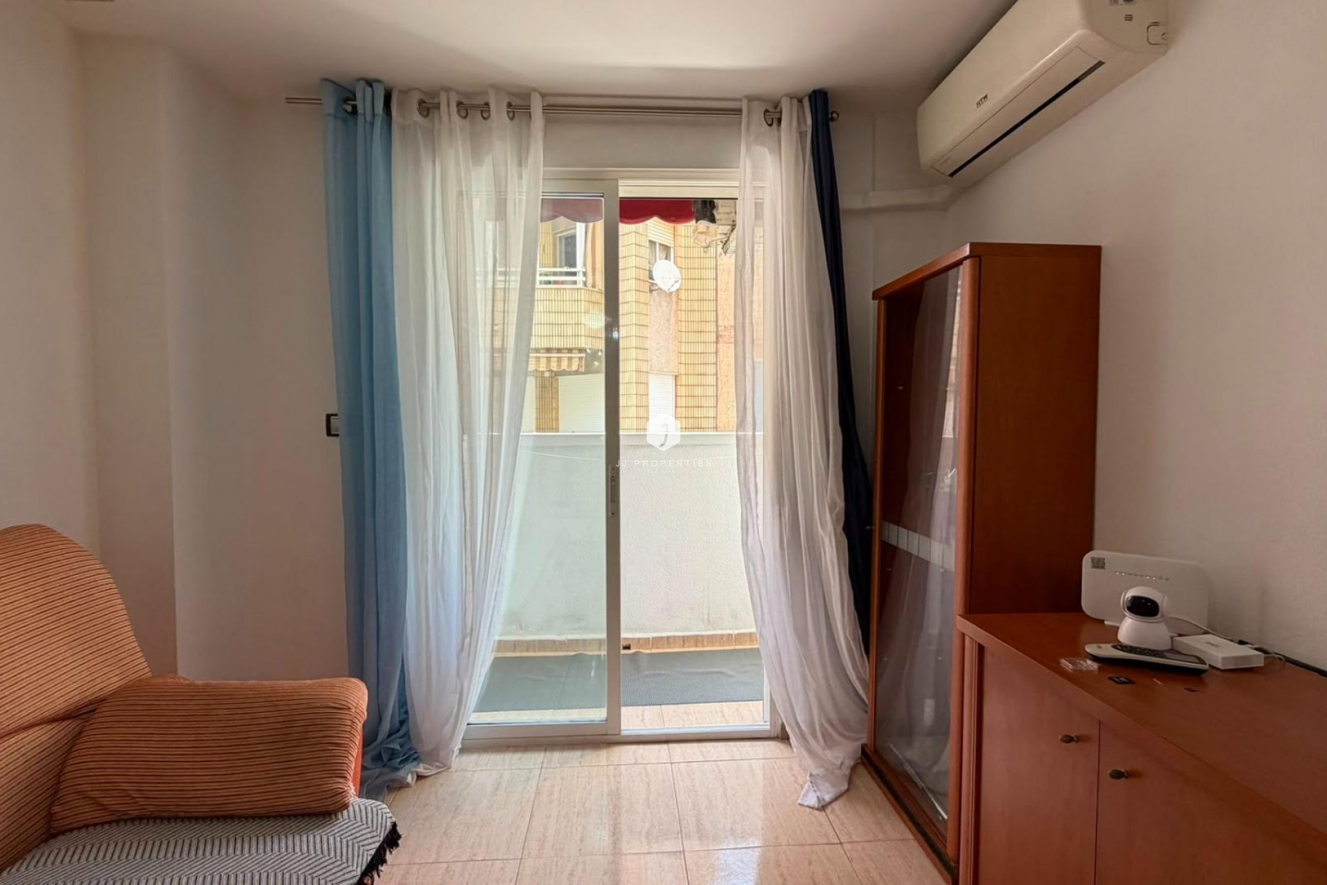 Resale - Apartment / flat -
Torrevieja