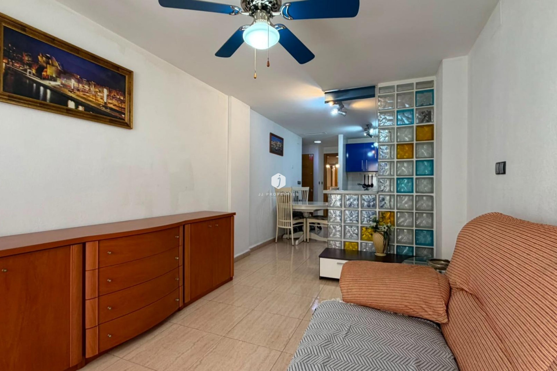 Resale - Apartment / flat -
Torrevieja