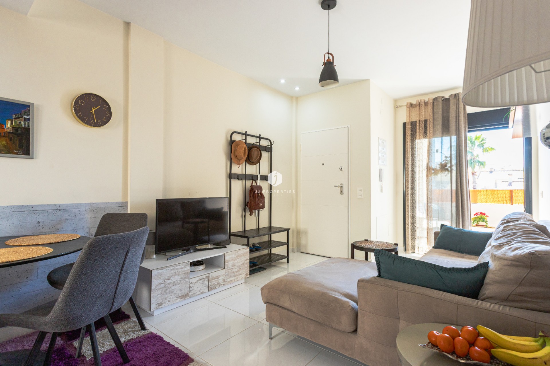 Resale - Bungalow -
Los Altos - Costa Blanca