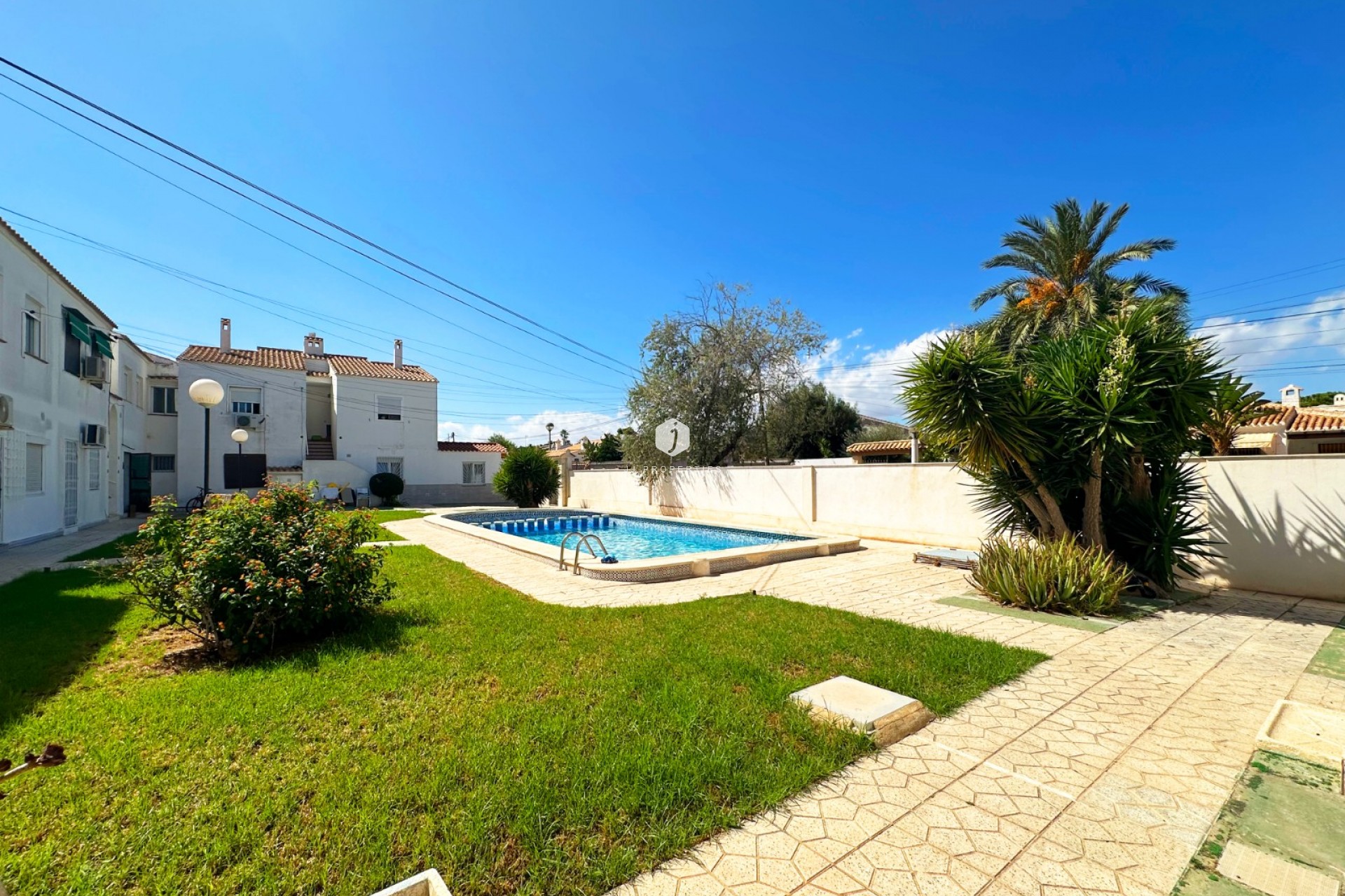 Resale - Bungalow -
Orihuela Costa - Costa Blanca