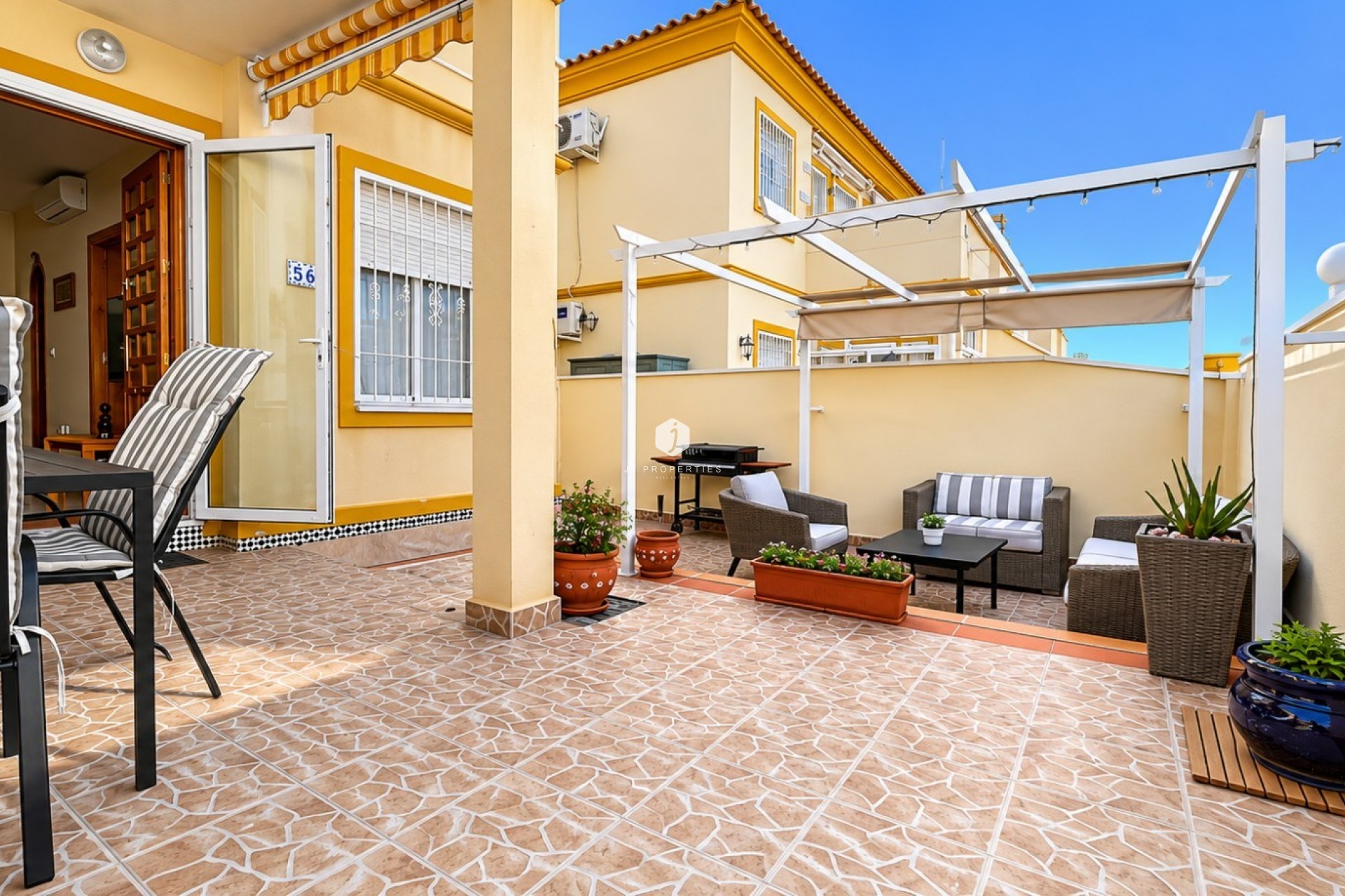 Resale - Bungalow -
Orihuela Costa - Costa Blanca