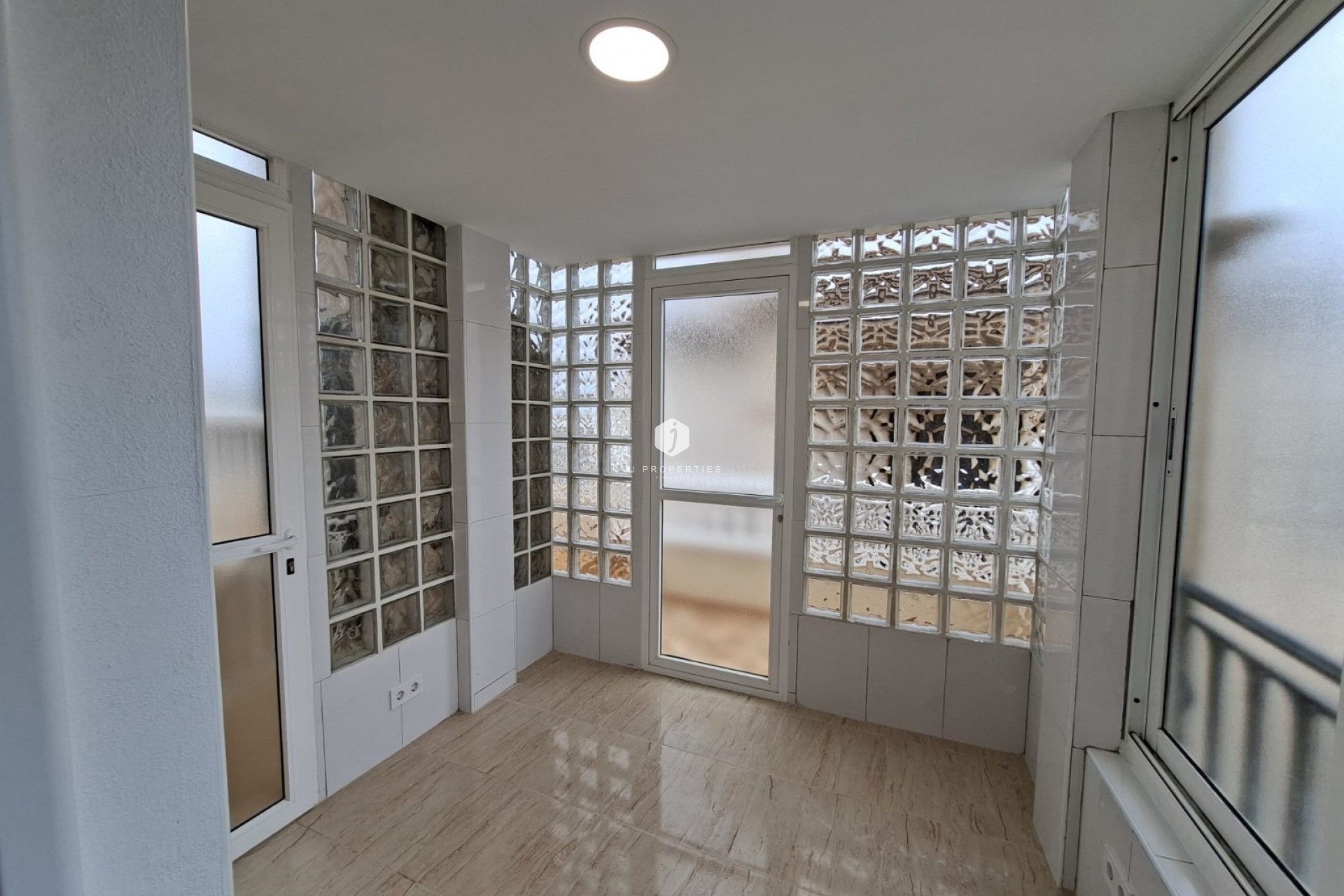 Resale - Bungalow -
Orihuela Costa - Costa Blanca