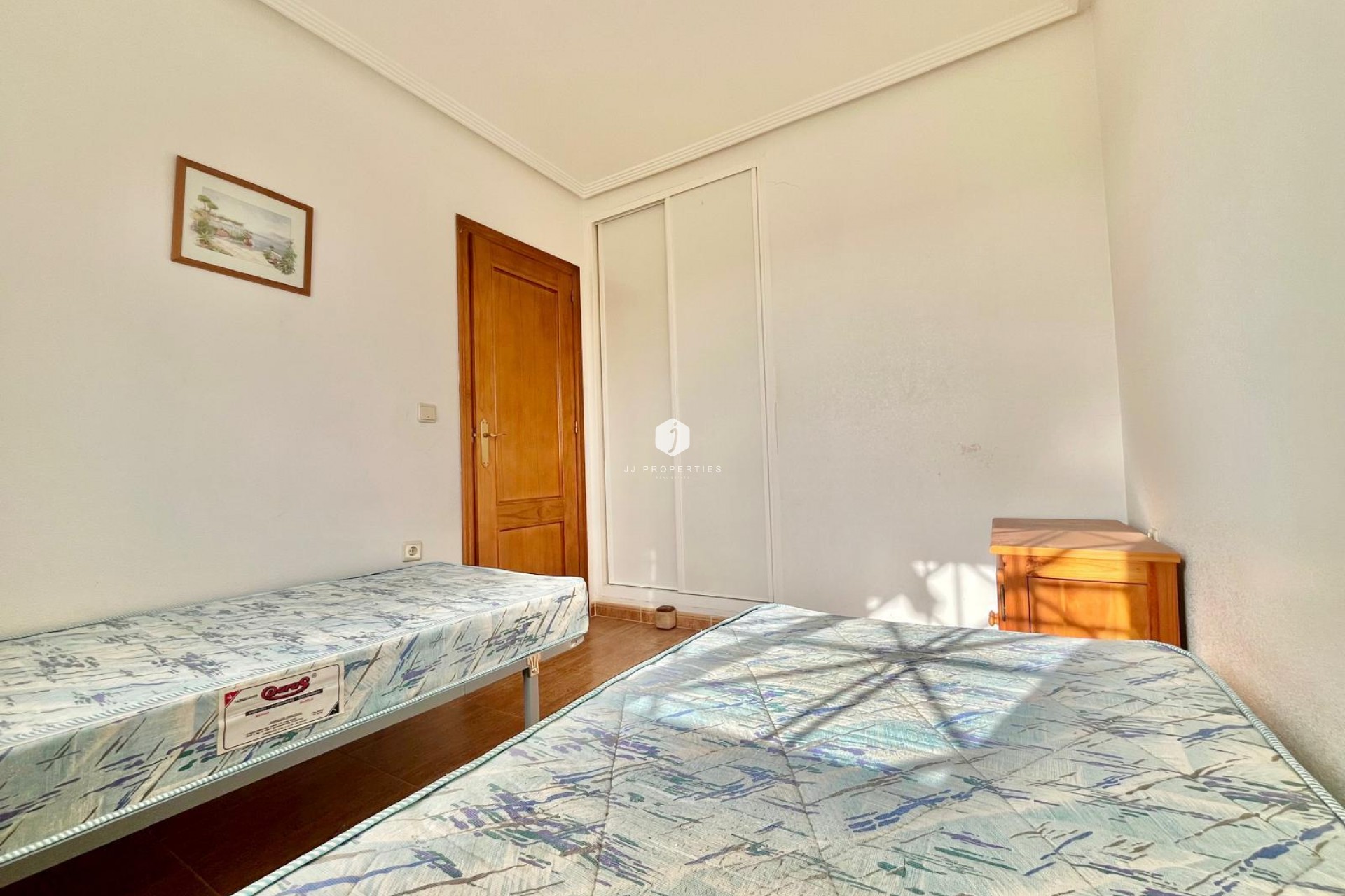 Resale - Bungalow -
Orihuela Costa - La Chismosa