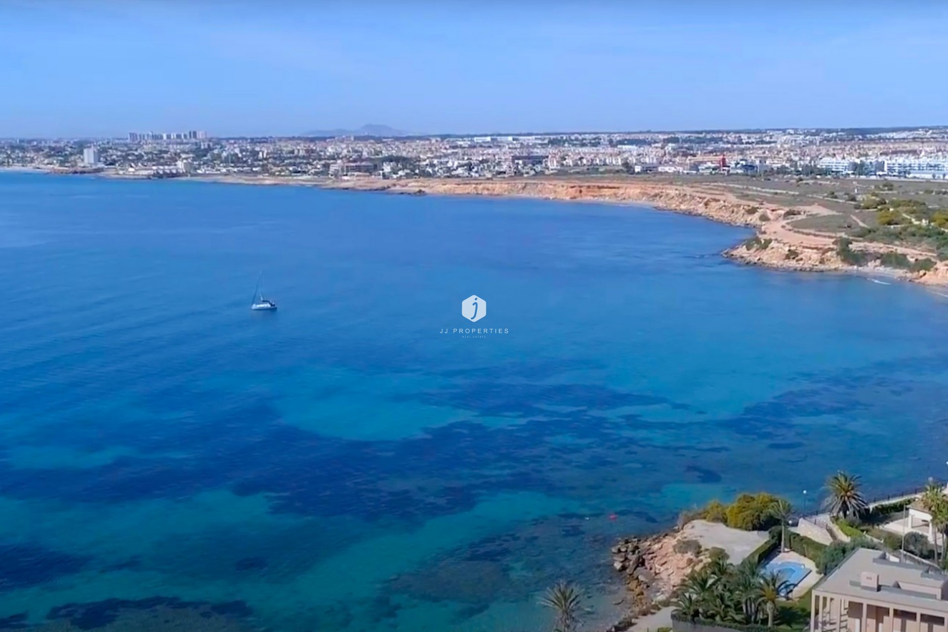 Resale - Bungalow -
San Miguel de Salinas - Inland