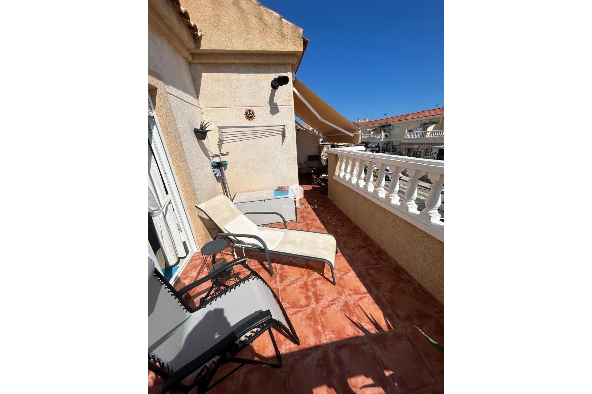 Resale - Bungalow -
Torrevieja - aguas nuevas