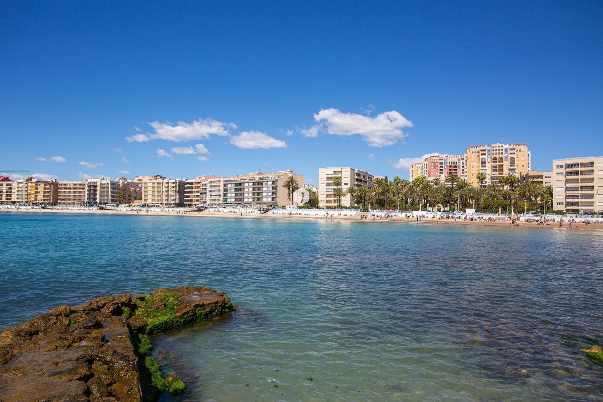 Resale - Bungalow -
Torrevieja - Centro