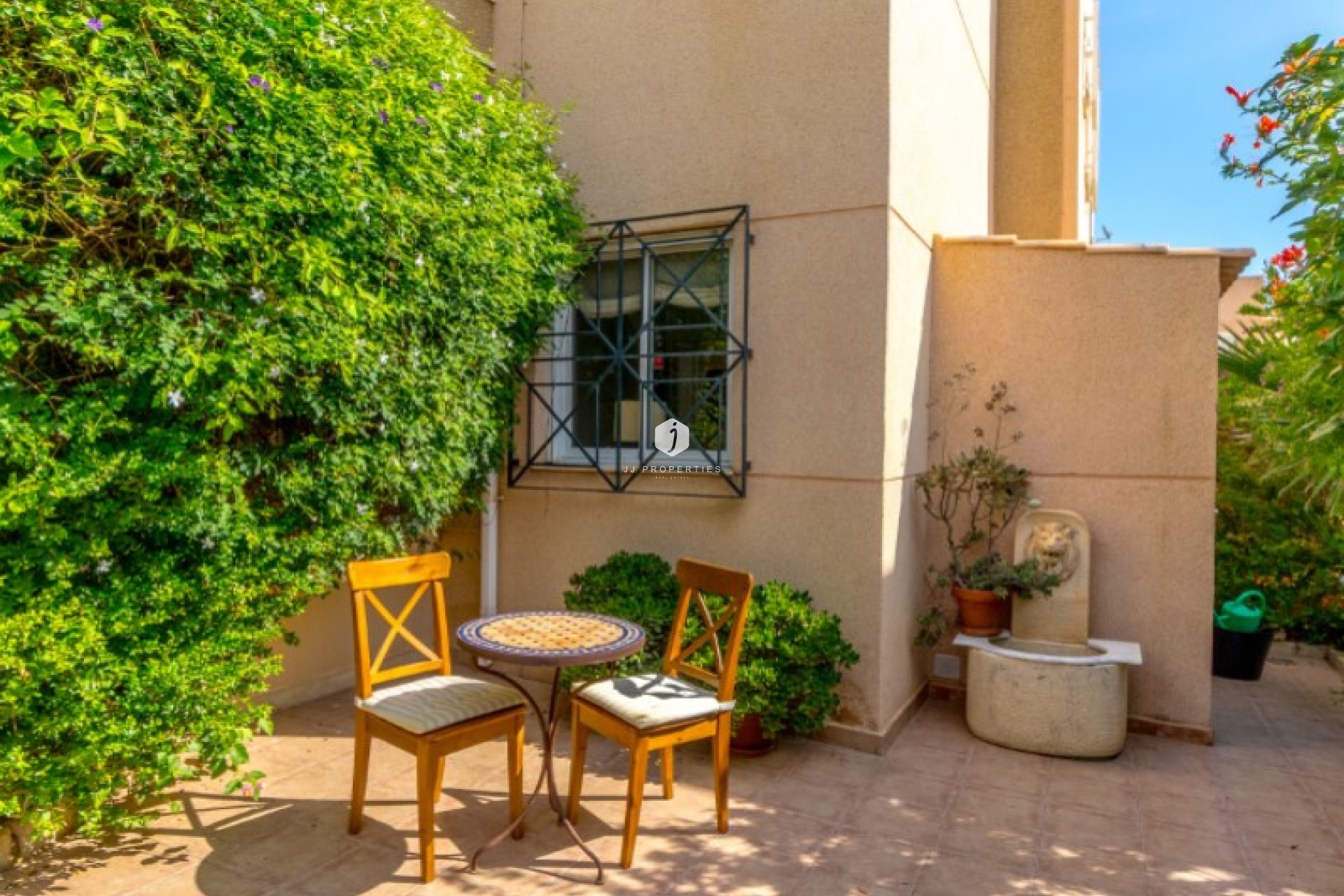 Resale - Bungalow -
Torrevieja - Costa Blanca