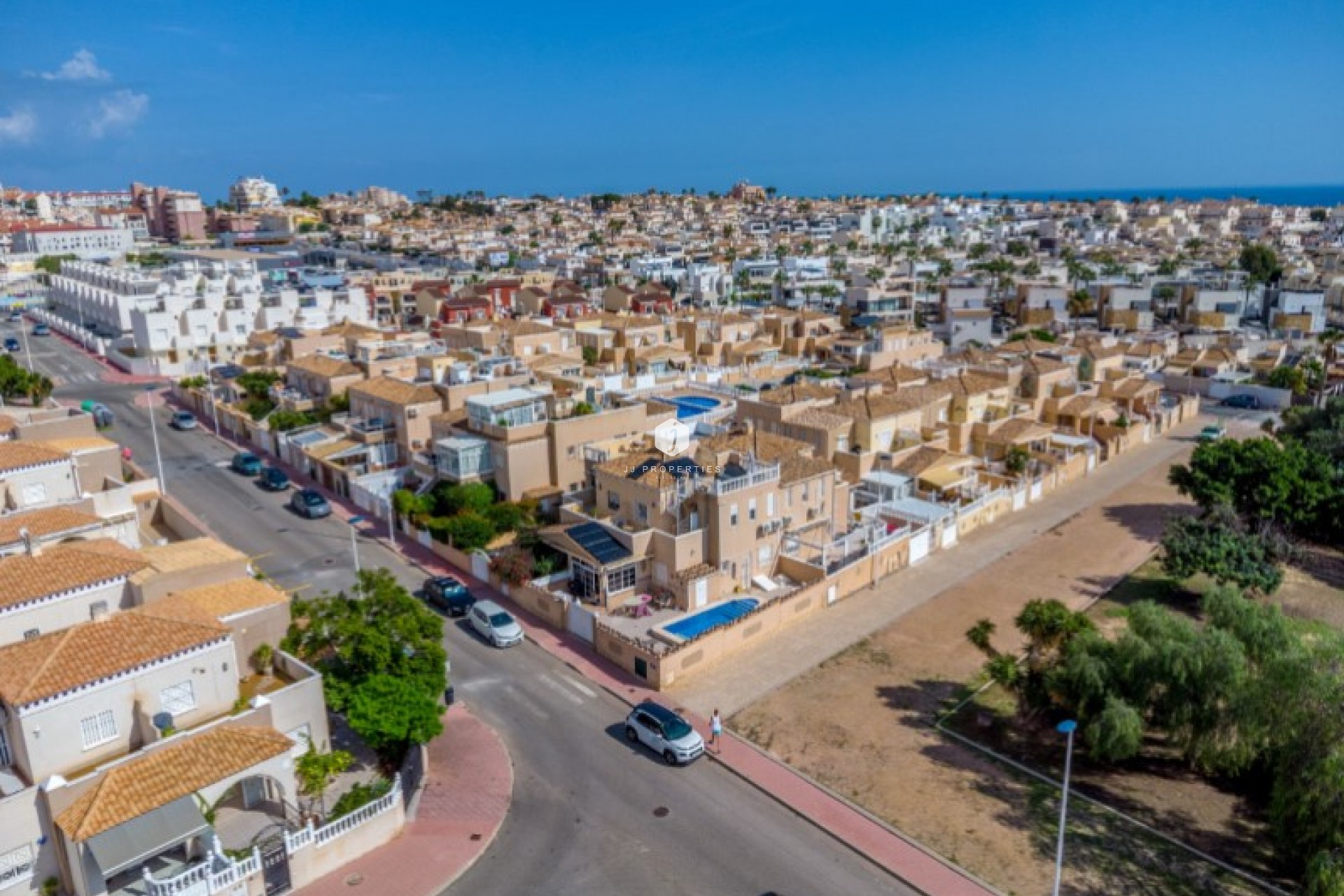 Resale - Bungalow -
Torrevieja - Costa Blanca