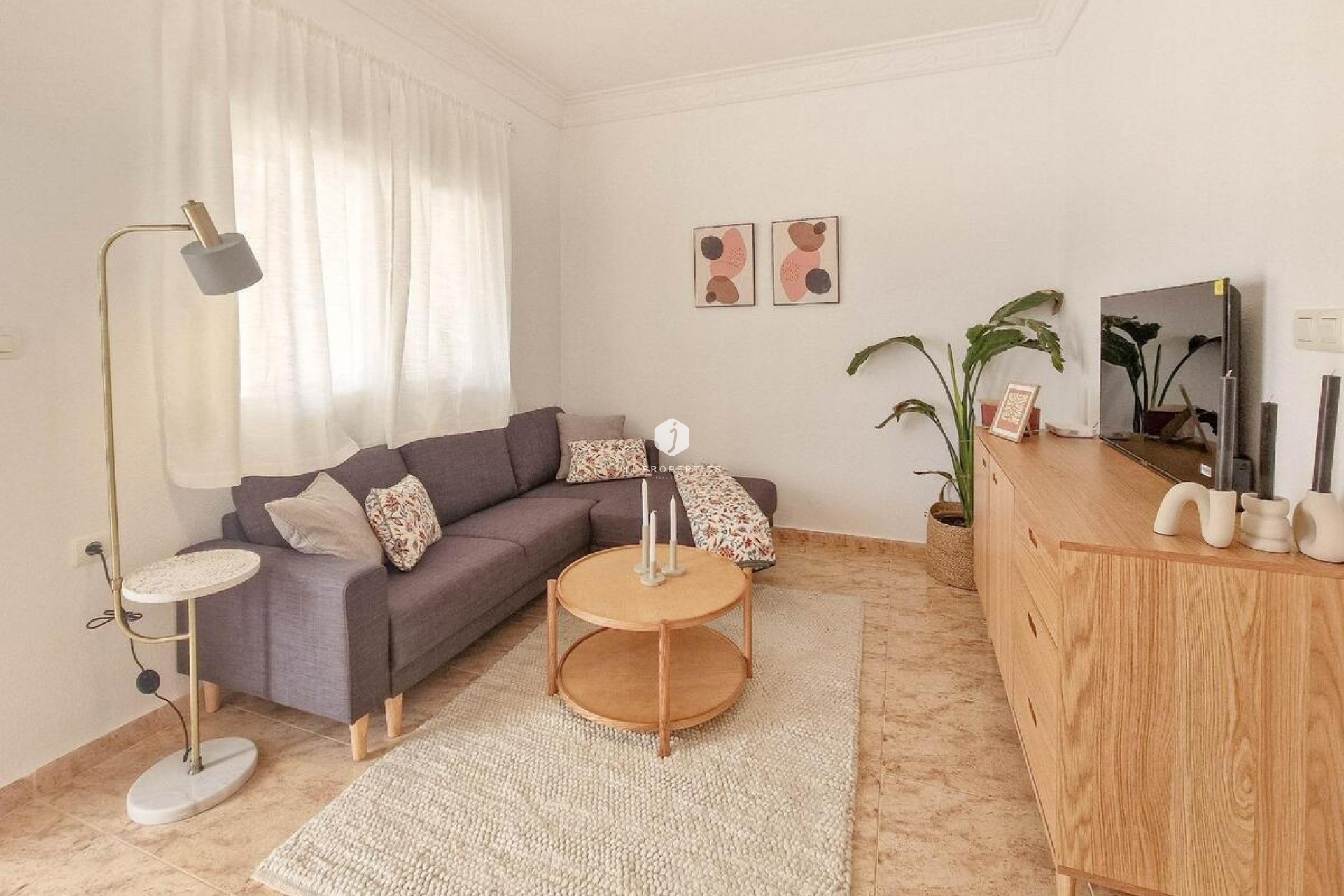 Resale - Bungalow -
Torrevieja - Costa Blanca