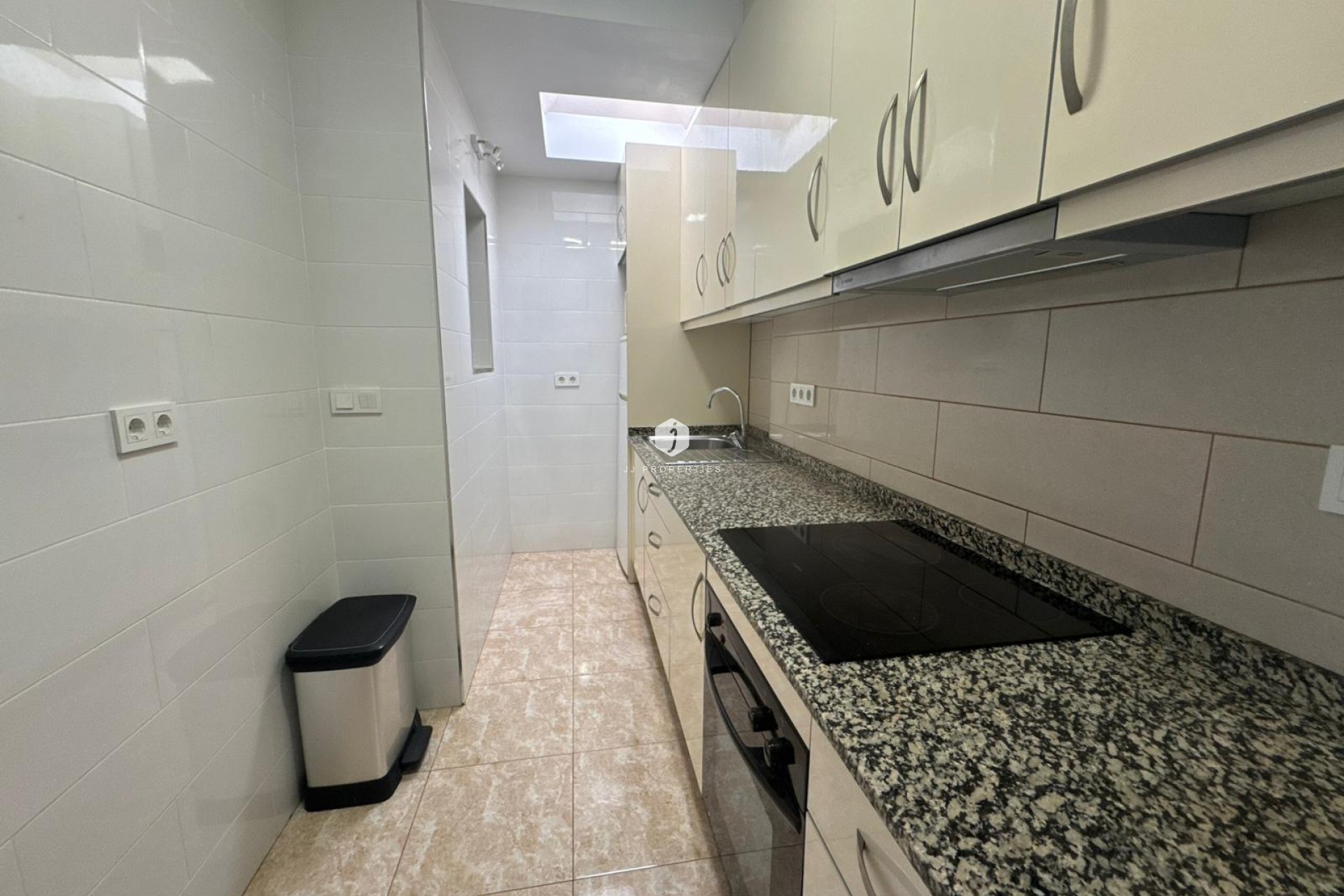 Resale - Bungalow -
Torrevieja - Costa Blanca