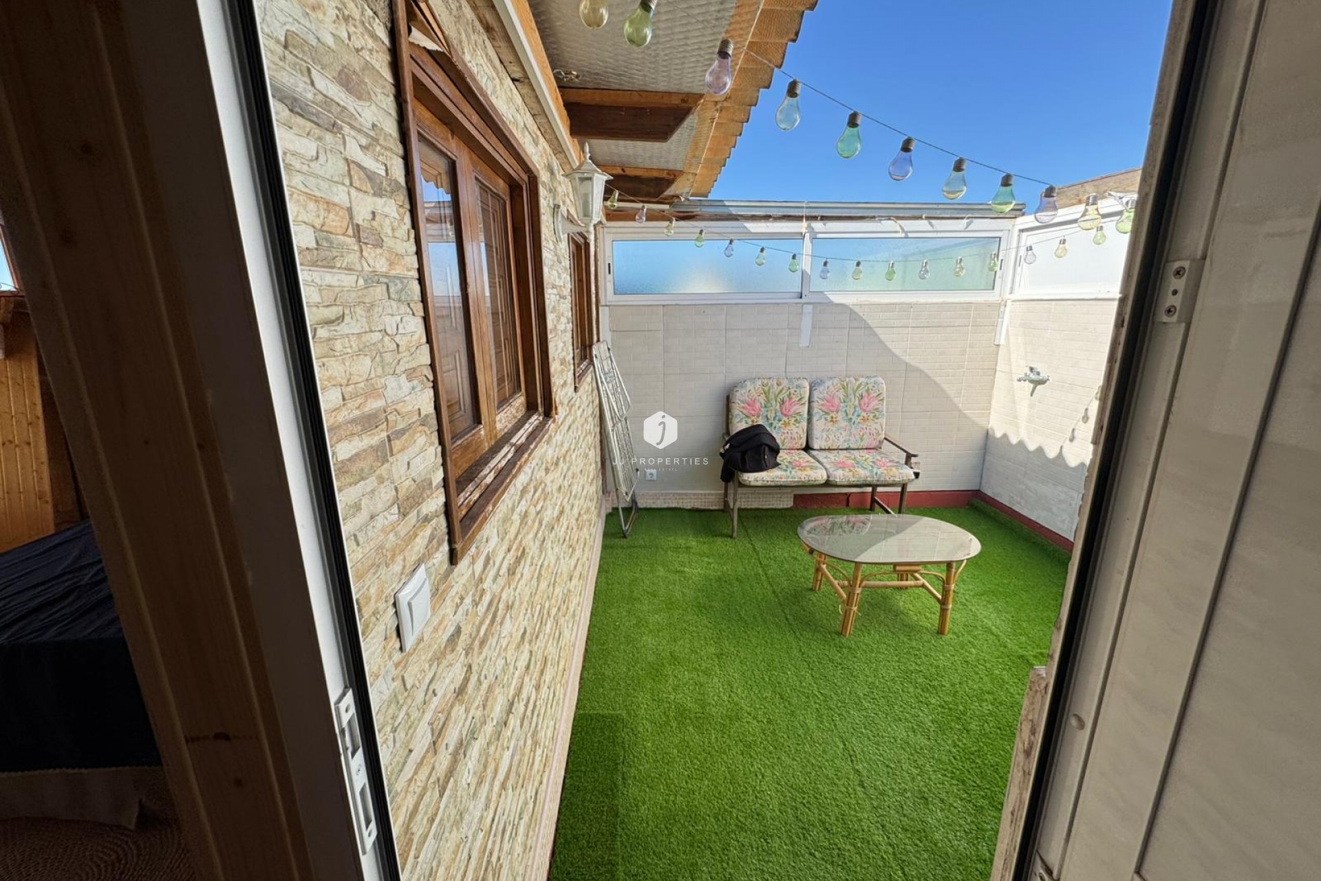 Resale - Bungalow -
Torrevieja - Costa Blanca