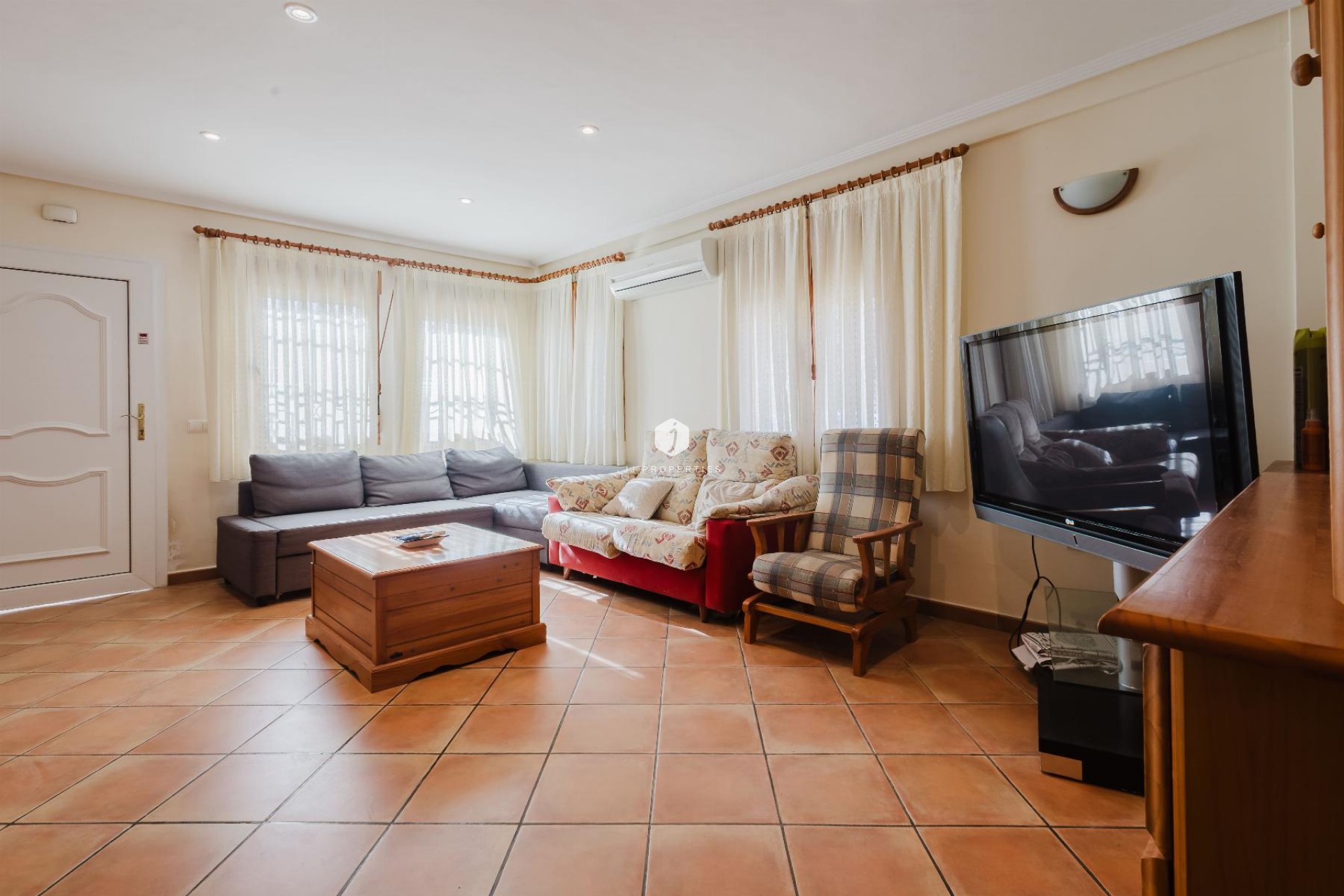 Resale - Bungalow -
Torrevieja - Costa Blanca