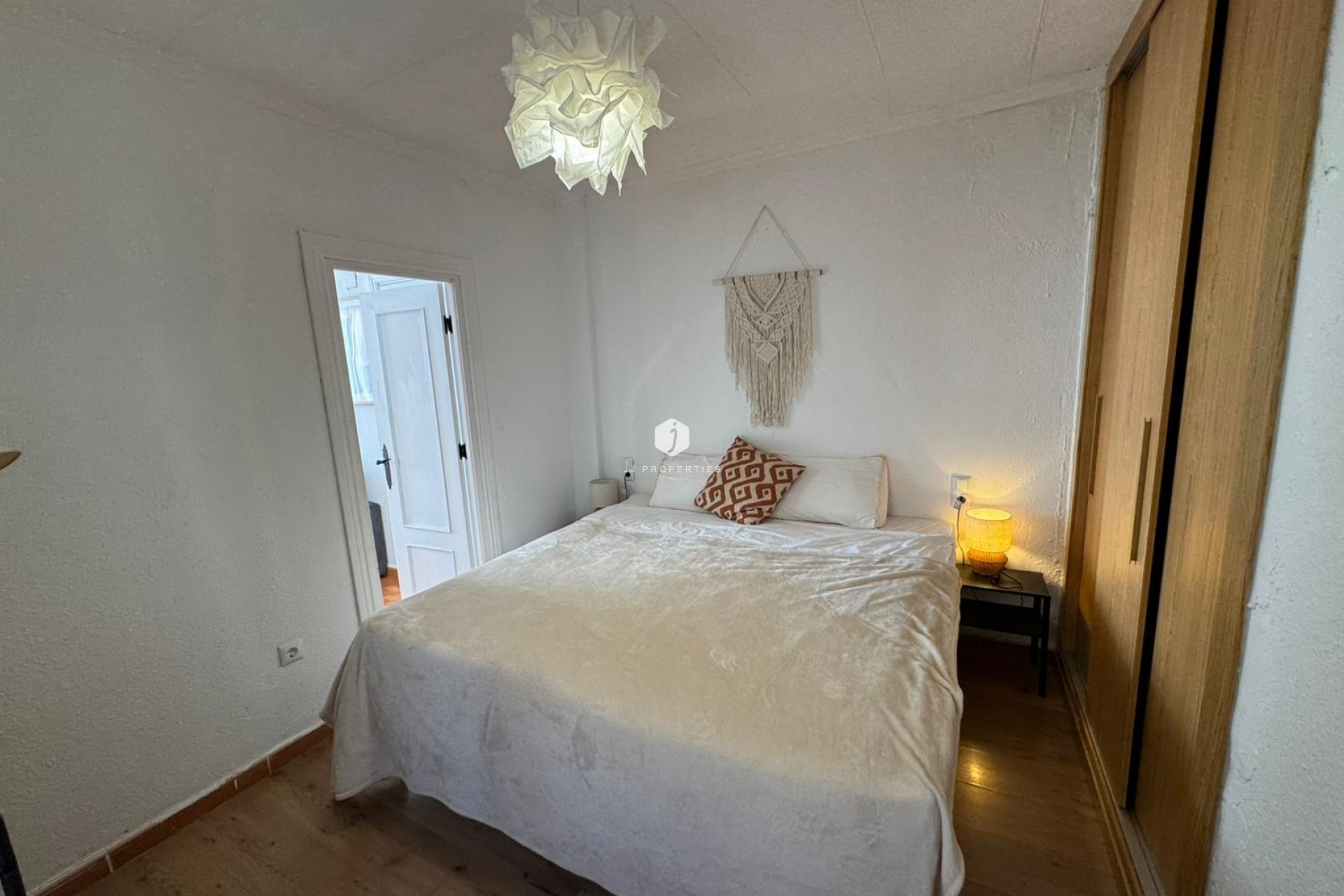 Resale - Bungalow -
Torrevieja - Costa Blanca