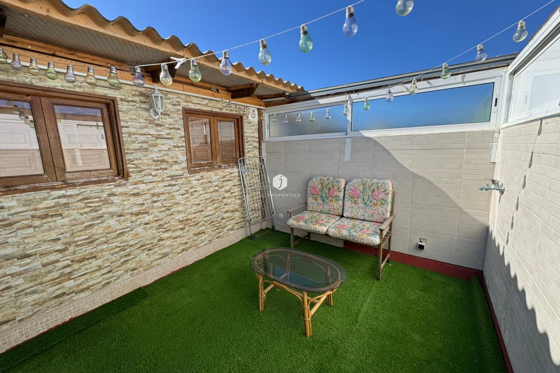 Resale - Bungalow -
Torrevieja - Costa Blanca