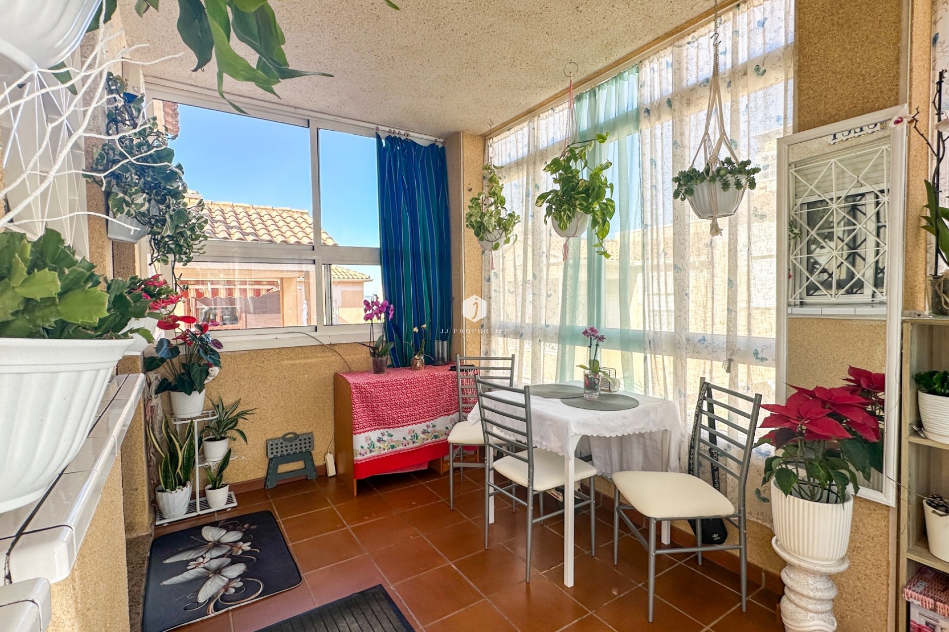 Resale - Bungalow -
Torrevieja - Costa Blanca