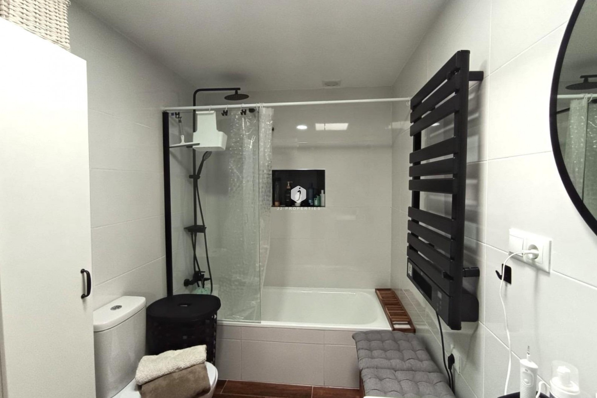 Resale - Bungalow -
Torrevieja - Costa Blanca