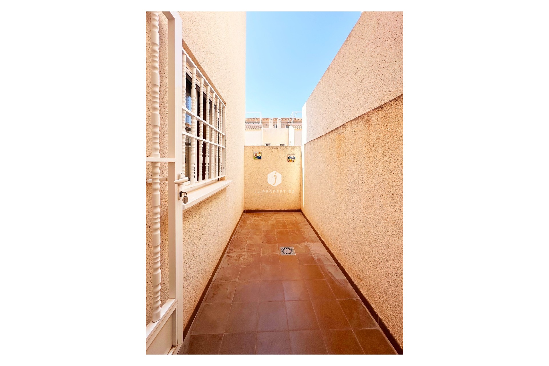 Resale - Bungalow -
Torrevieja - Costa Blanca