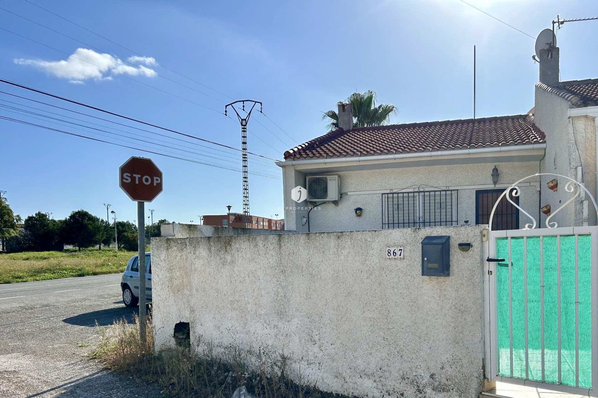 Resale - Bungalow -
Torrevieja - El Limonar