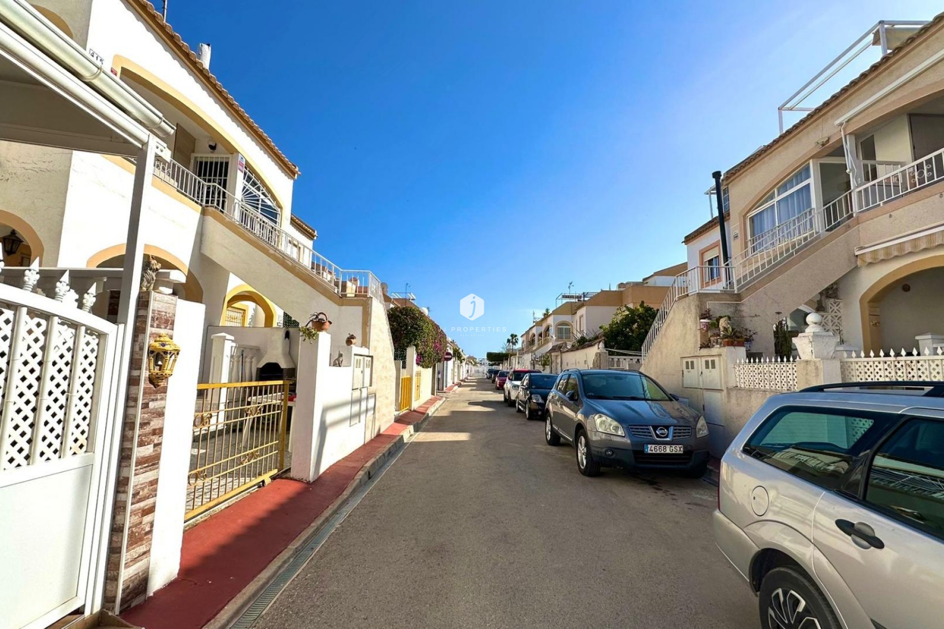 Resale - Bungalow -
Torrevieja - El Limonar