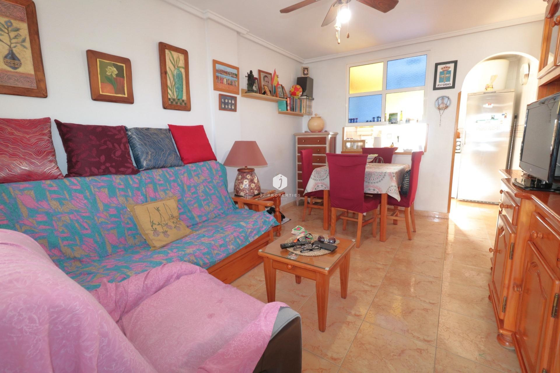 Resale - Bungalow -
Torrevieja - El Limonar