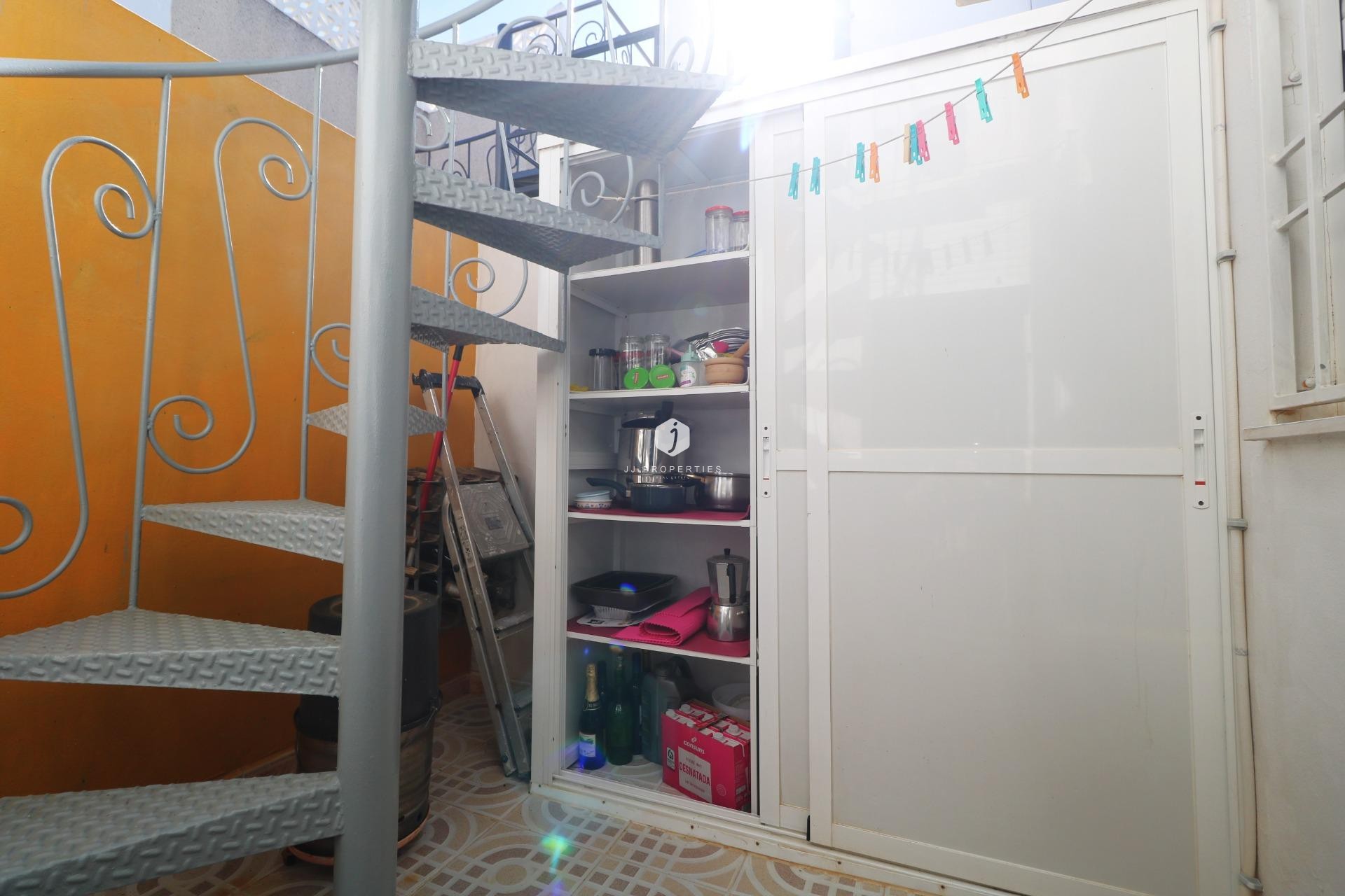 Resale - Bungalow -
Torrevieja - El Limonar