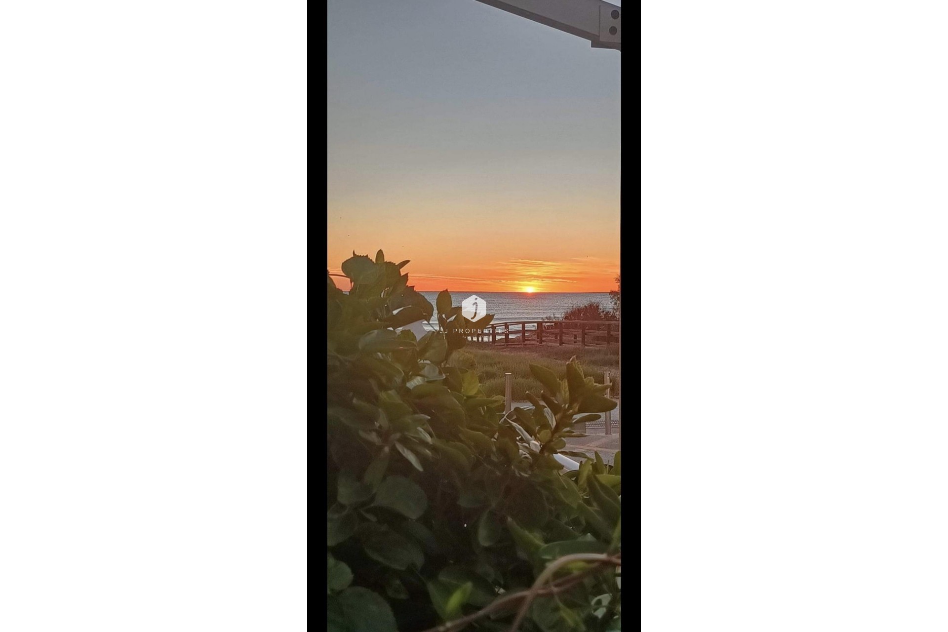 Resale - Bungalow -
Torrevieja - La Mata