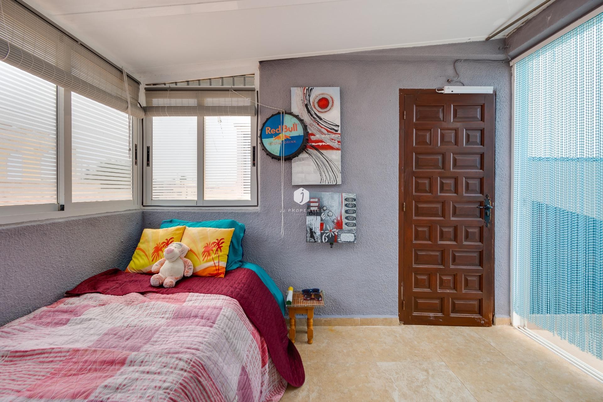 Resale - Bungalow -
Torrevieja - La Siesta - El Salado - Torreta