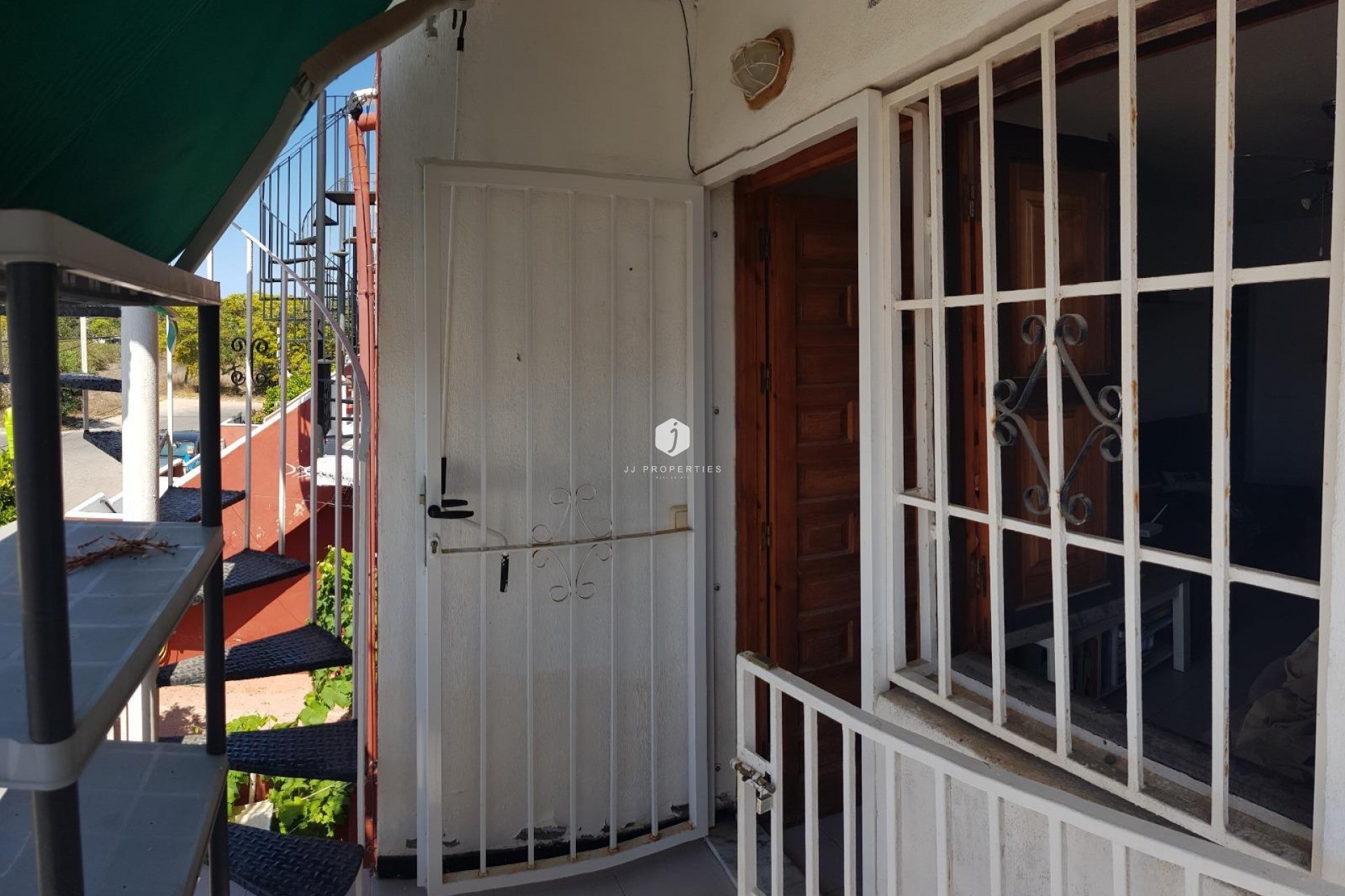 Resale - Bungalow -
Torrevieja - La siesta