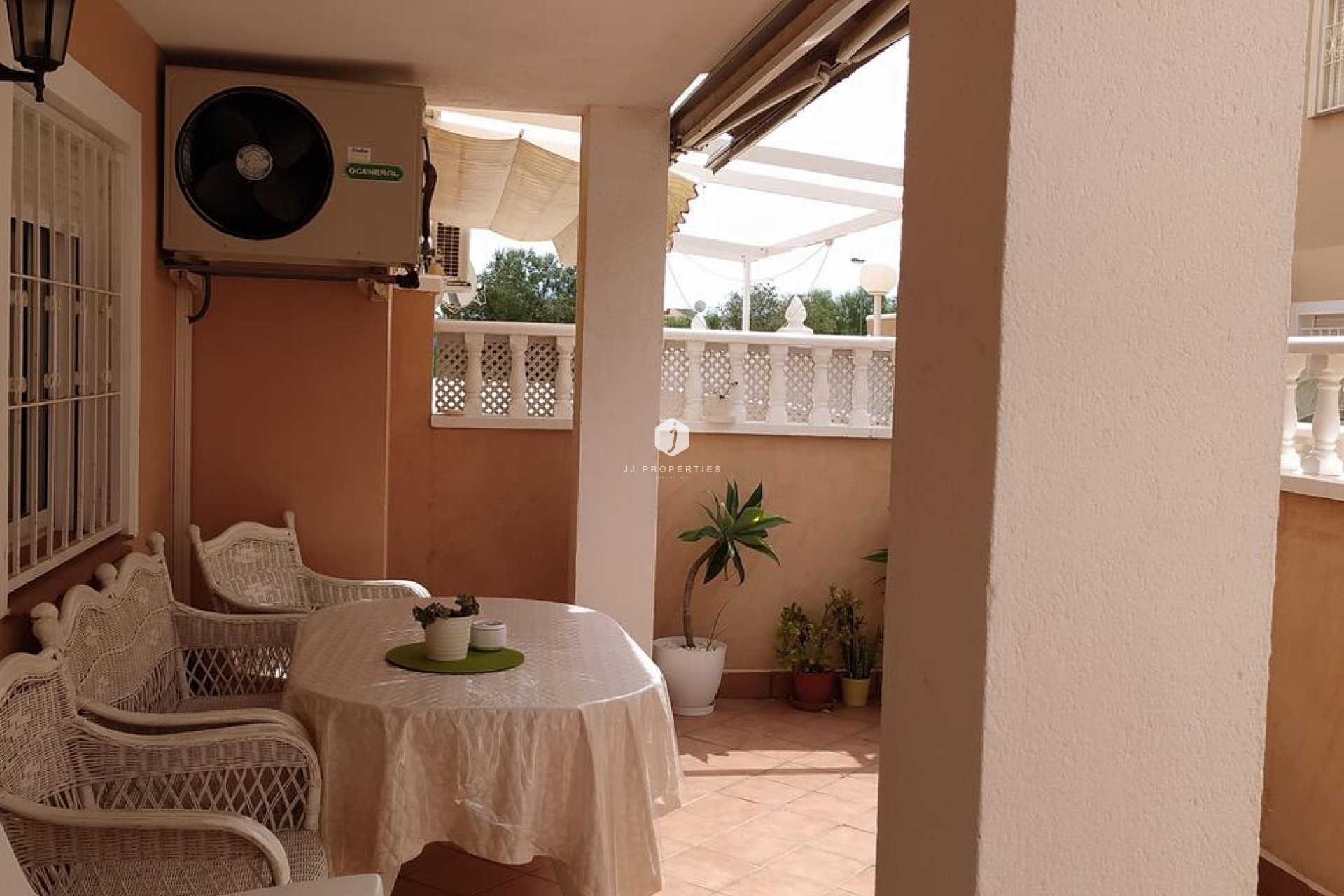 Resale - Bungalow -
Torrevieja - LA VELETA MAR AZUL