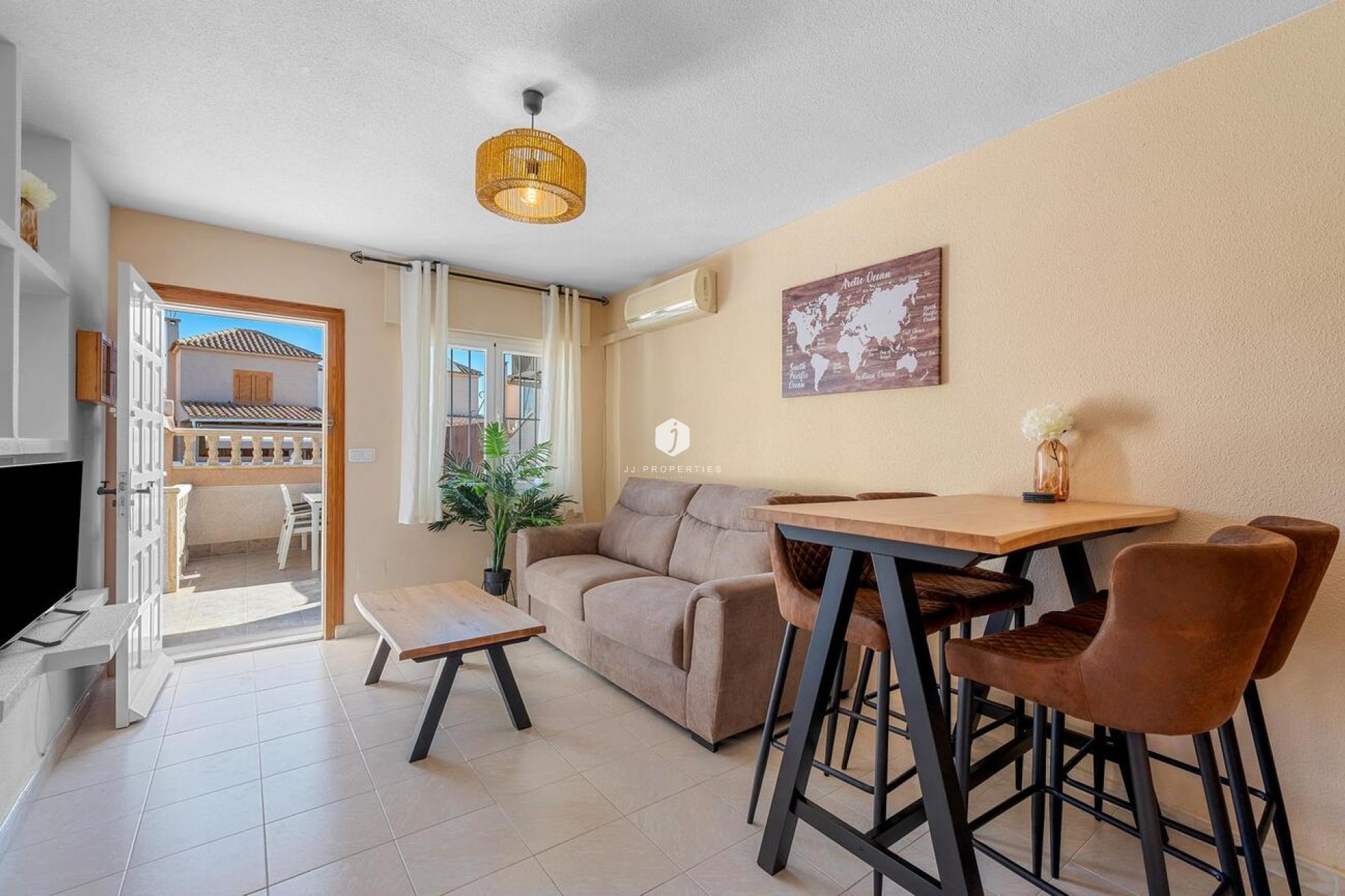 Resale - Bungalow -
Torrevieja - Los Balcones