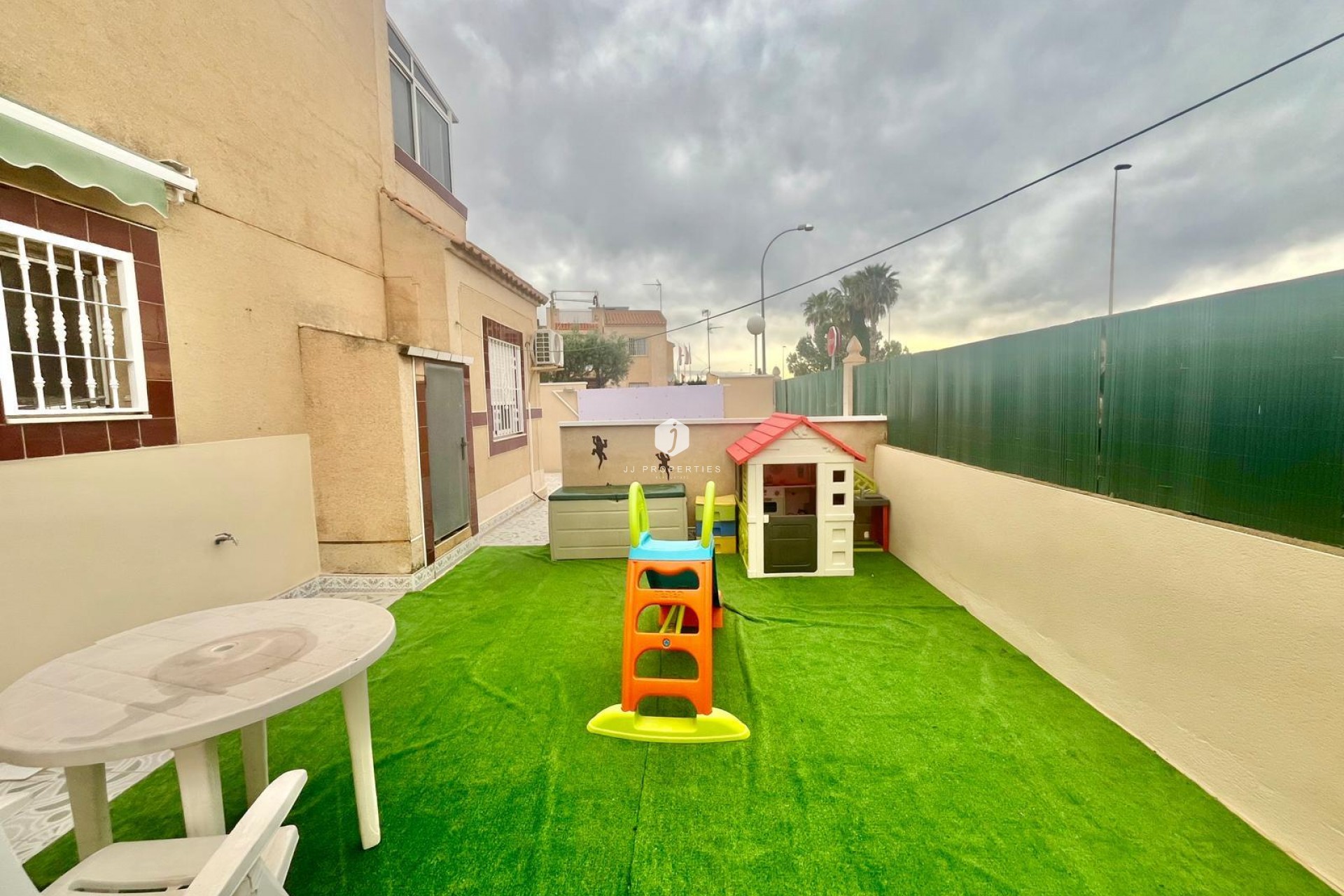 Resale - Bungalow -
Torrevieja - Paraje Natural
