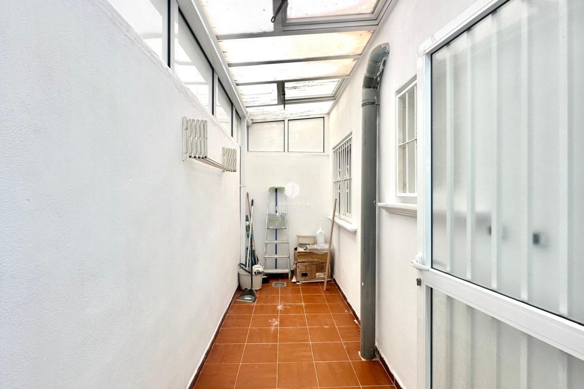 Resale - Bungalow -
Torrevieja - Playa de los Locos