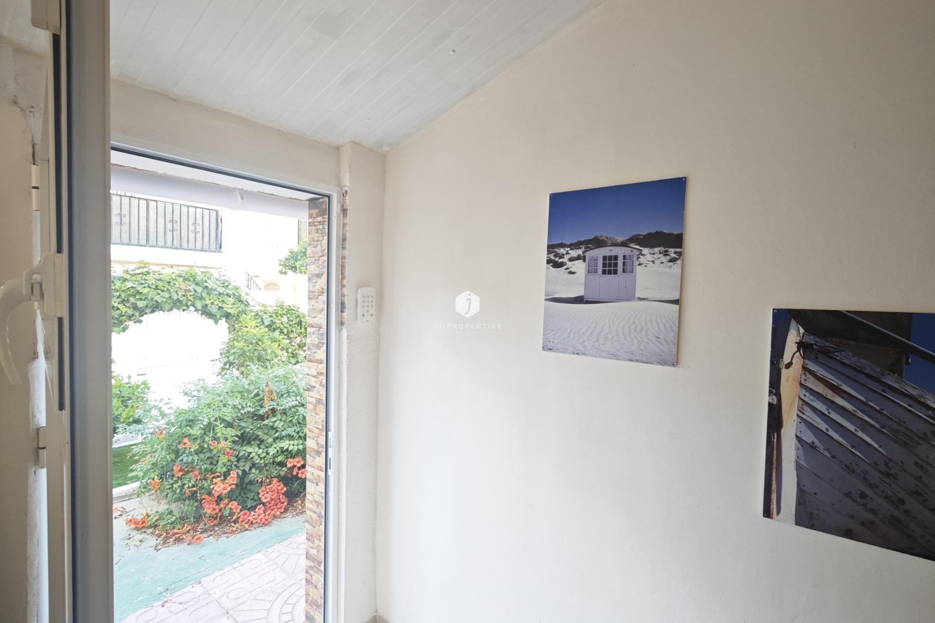 Resale - Bungalow -
Torrevieja - Playa del Cura