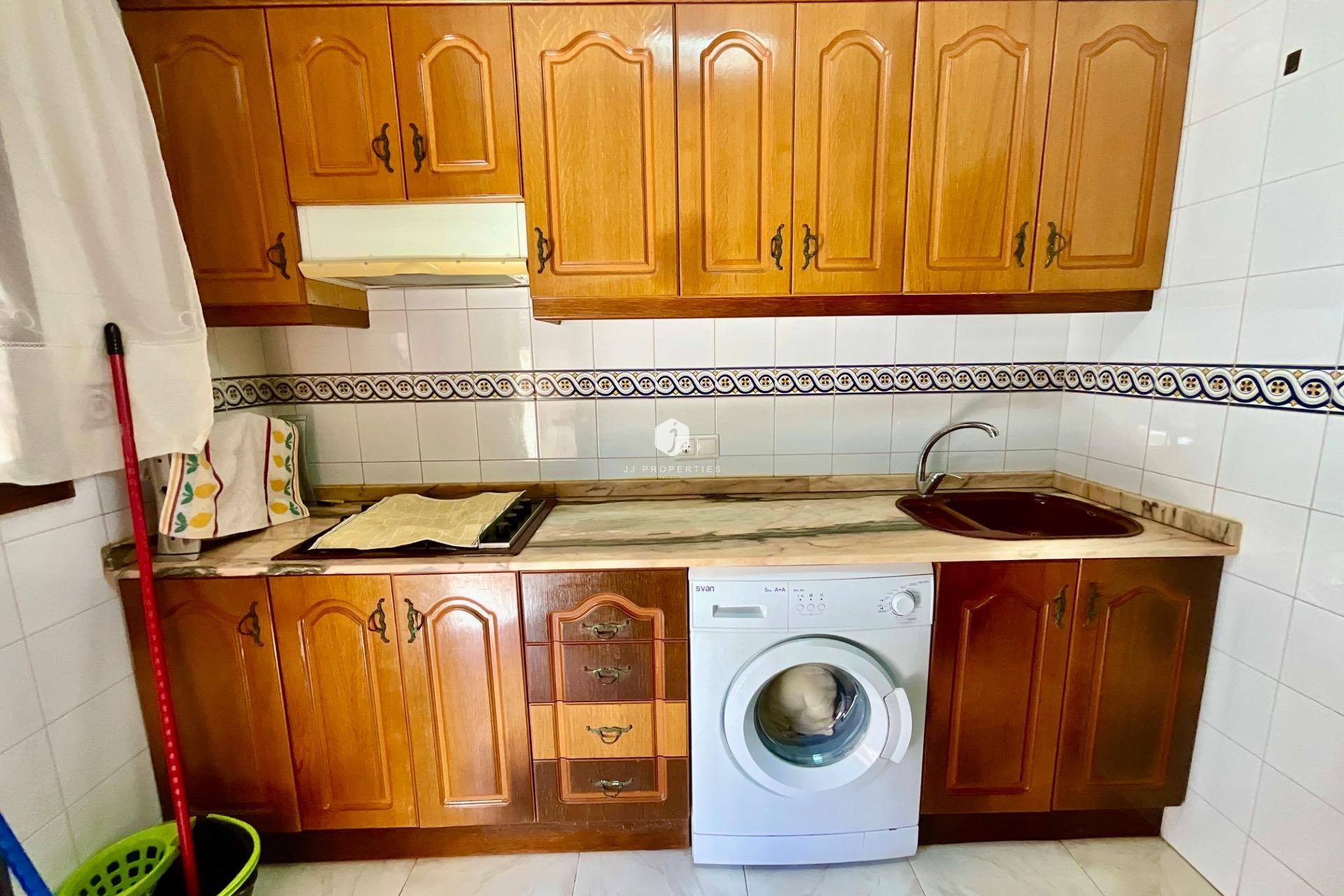 Resale - Bungalow -
Torrevieja - Torreblanca