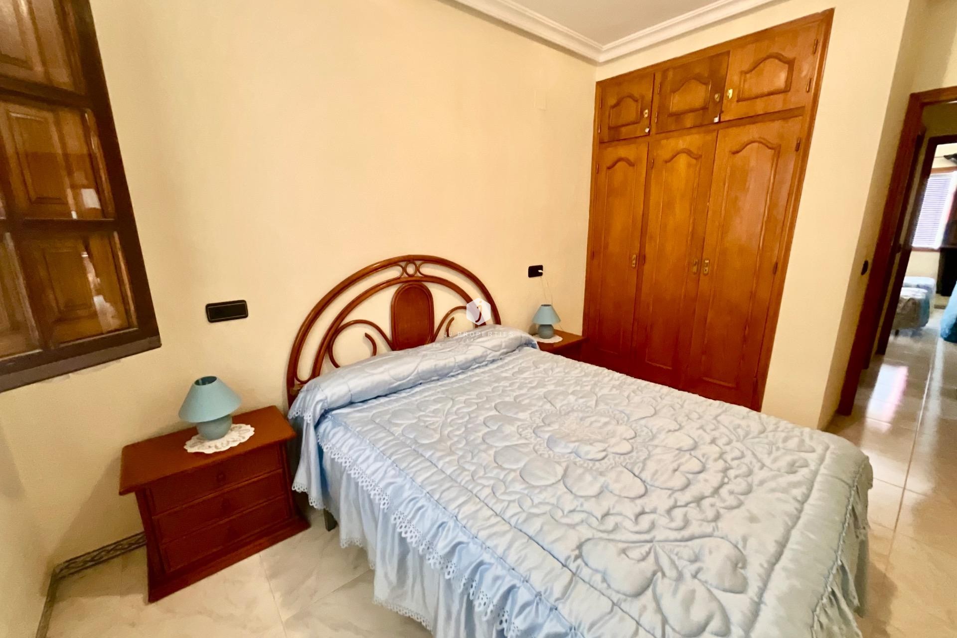 Resale - Bungalow -
Torrevieja - Torreblanca