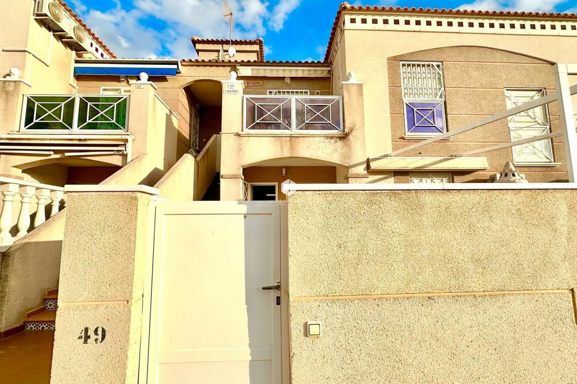 Resale - Bungalow -
Torrevieja - Torreblanca
